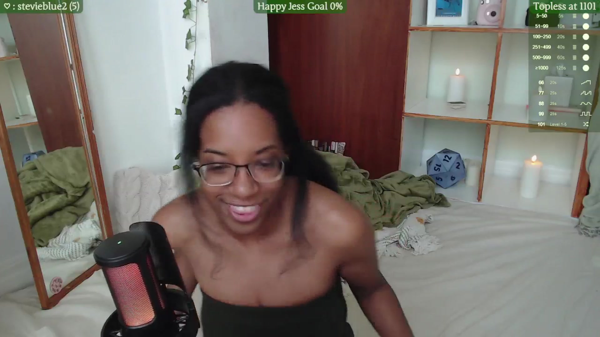 Gallery image thumbnail from JessieDames's myfreecams stream on, 05/25/2024, 15:44 image 6 of 20