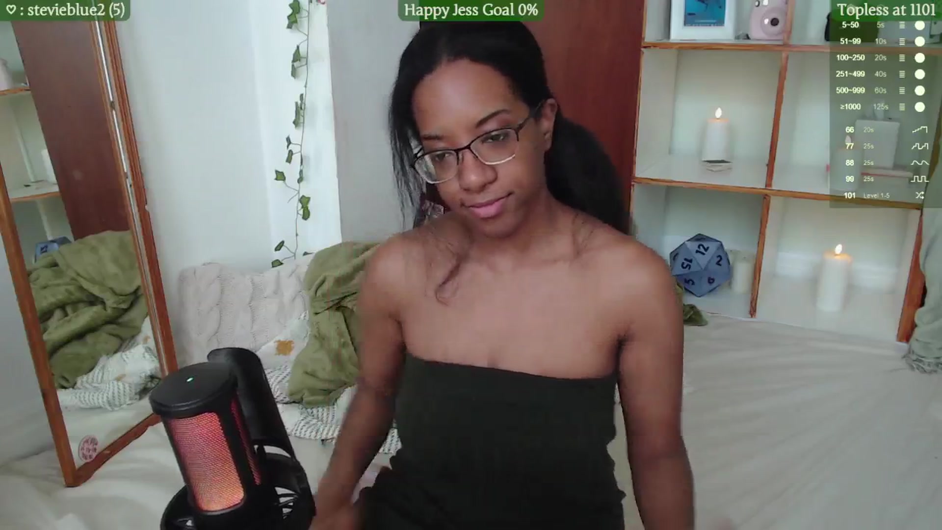 Gallery image thumbnail from JessieDames's myfreecams stream on, 05/25/2024, 15:44 image 9 of 20