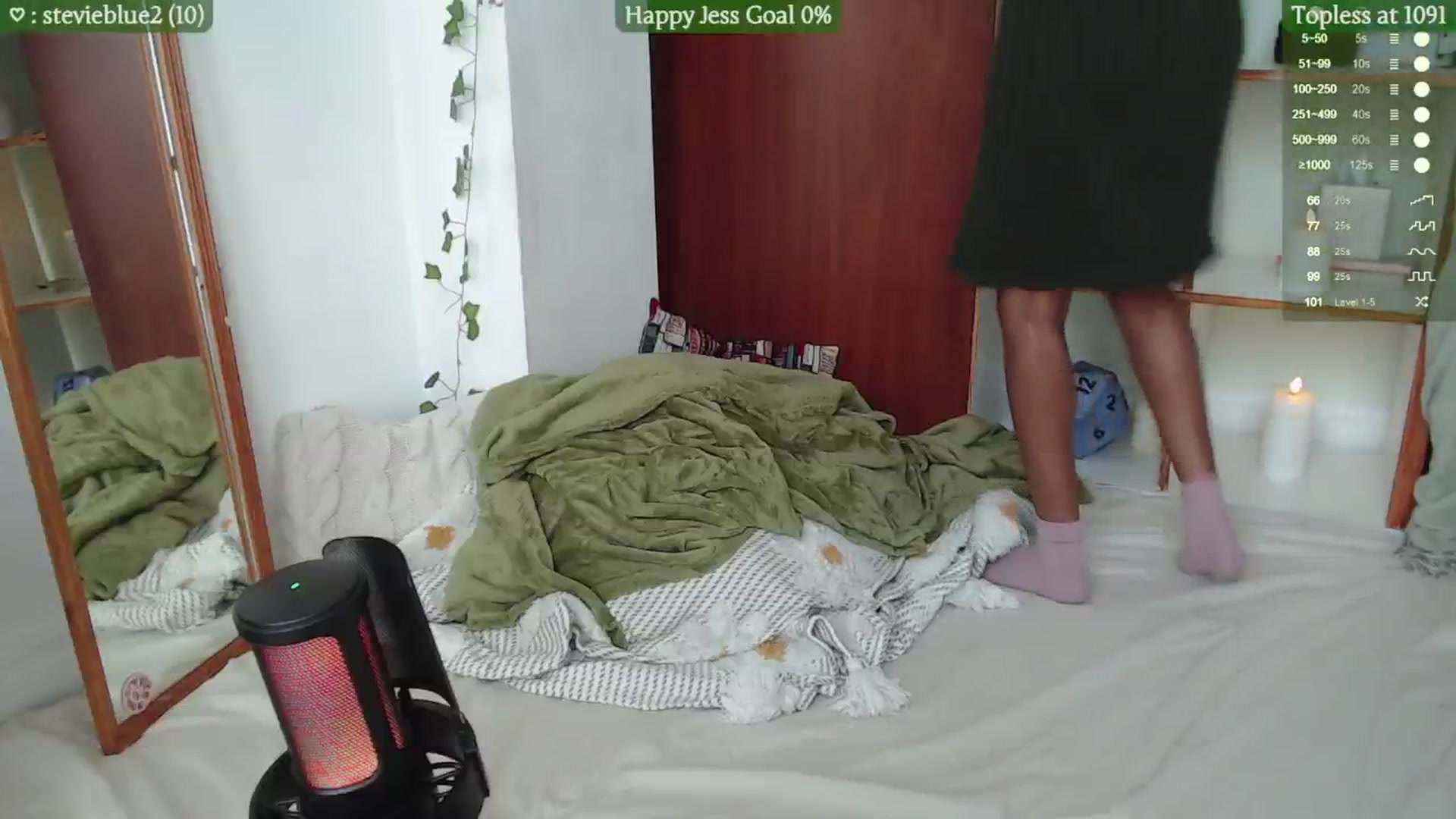 Gallery image thumbnail from JessieDames's myfreecams stream on, 05/25/2024, 15:44 image 12 of 20