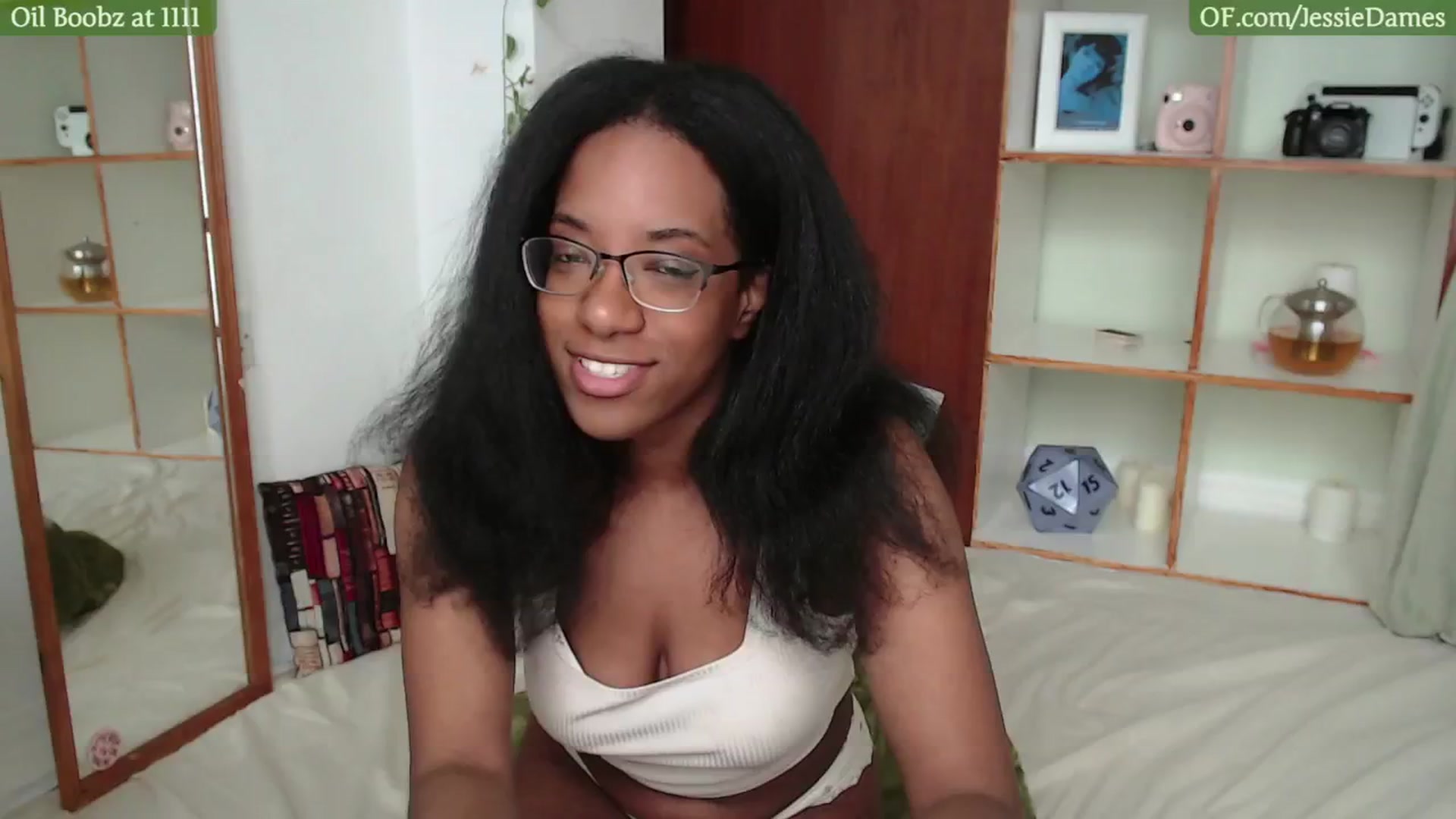 Gallery image thumbnail from JessieDames's myfreecams stream on, 06/03/2024, 16:01 image 2 of 20