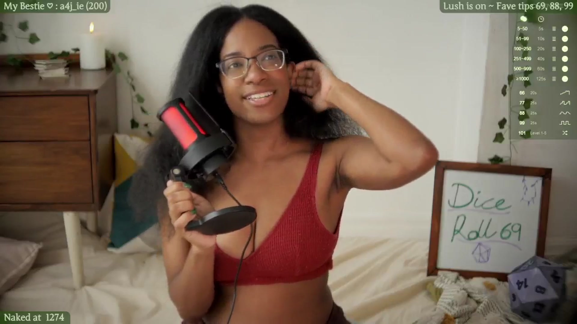 Gallery image thumbnail from JessieDames's myfreecams stream on, 06/12/2024, 16:45 image 14 of 20