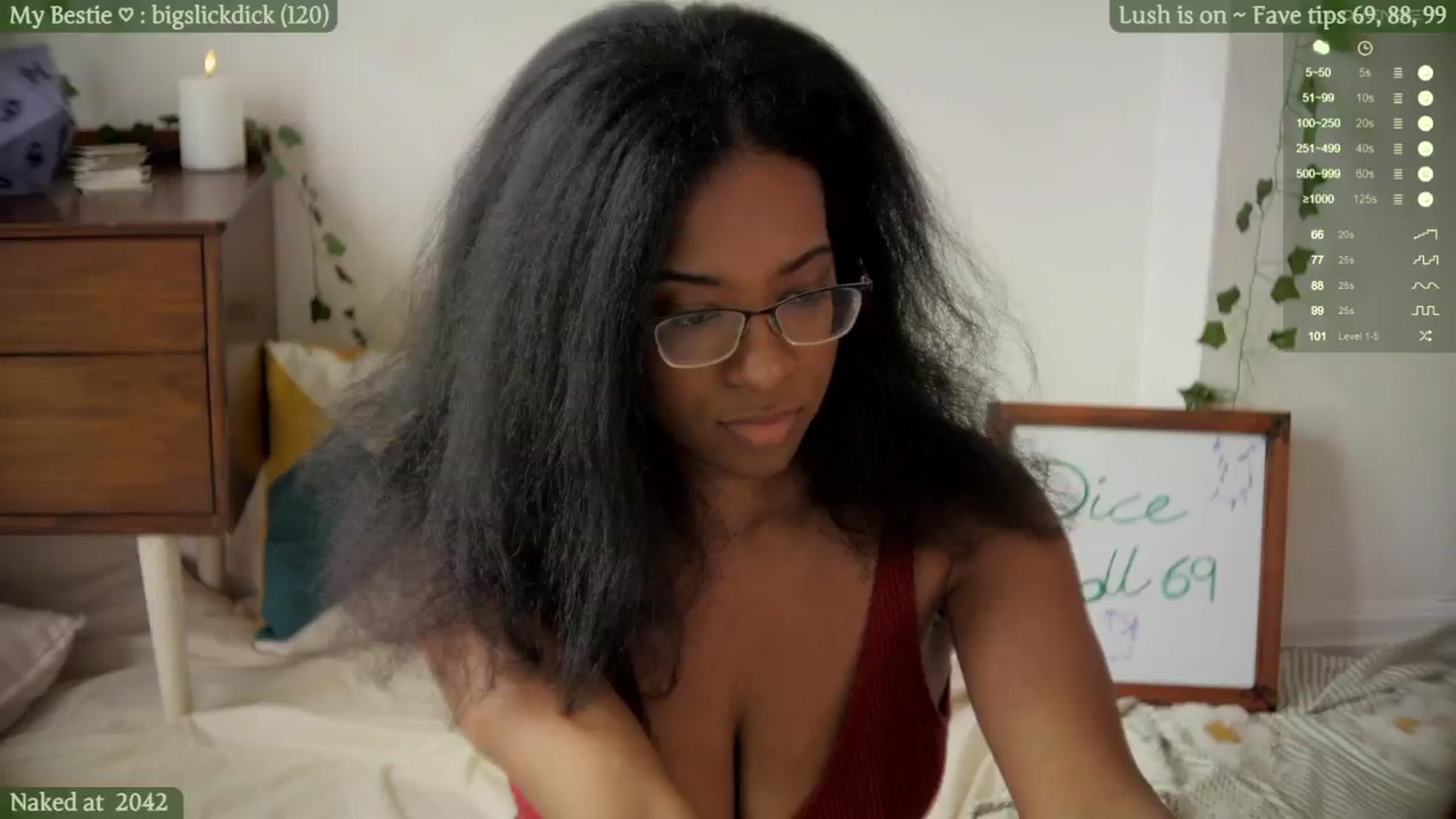 Gallery image thumbnail from JessieDames's myfreecams stream on, 06/12/2024, 16:45 image 1 of 20