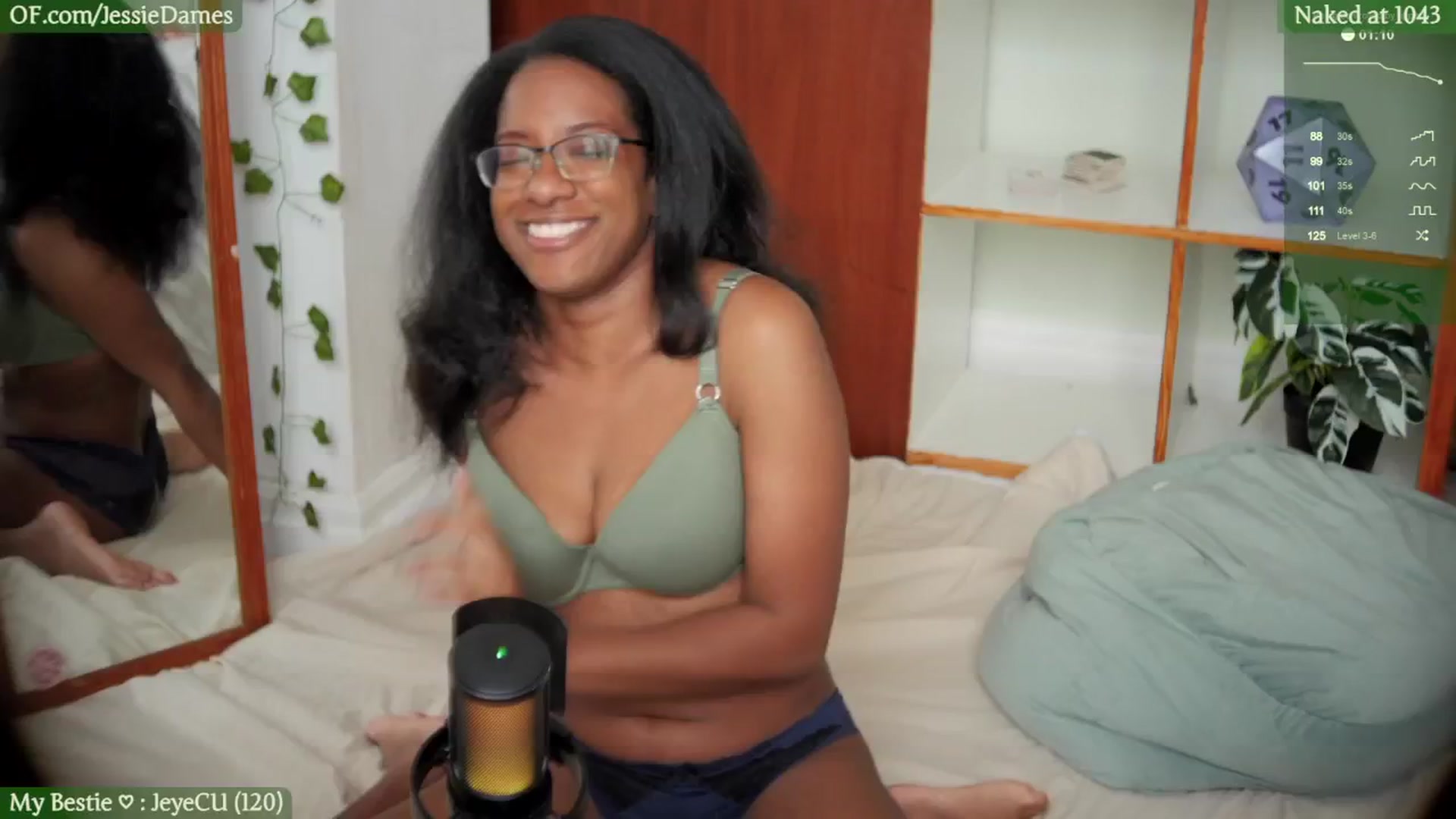 Gallery image thumbnail from JessieDames's myfreecams stream on, 07/04/2024, 17:01 image 16 of 20
