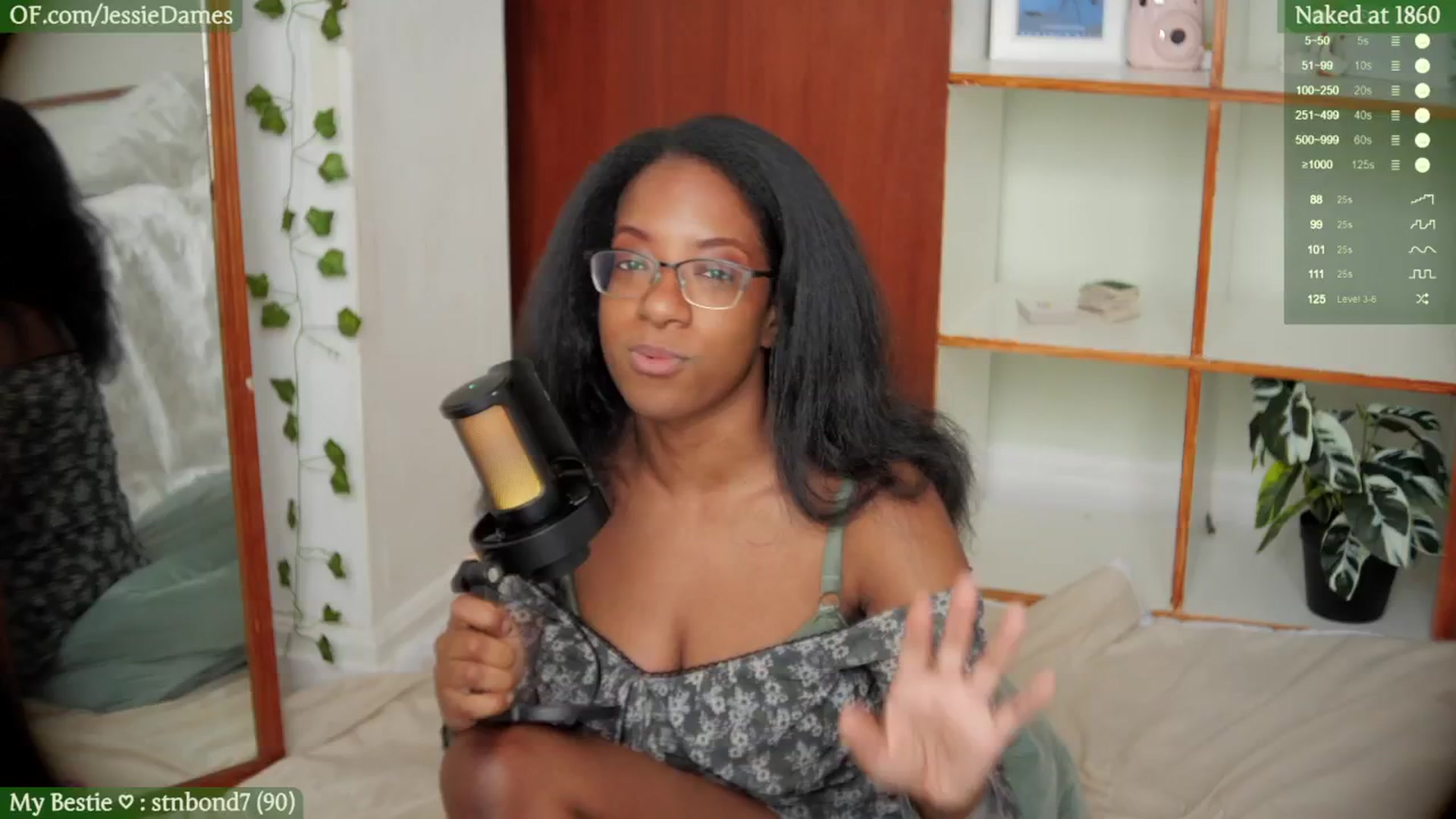 Gallery image thumbnail from JessieDames's myfreecams stream on, 07/04/2024, 17:01 image 3 of 20