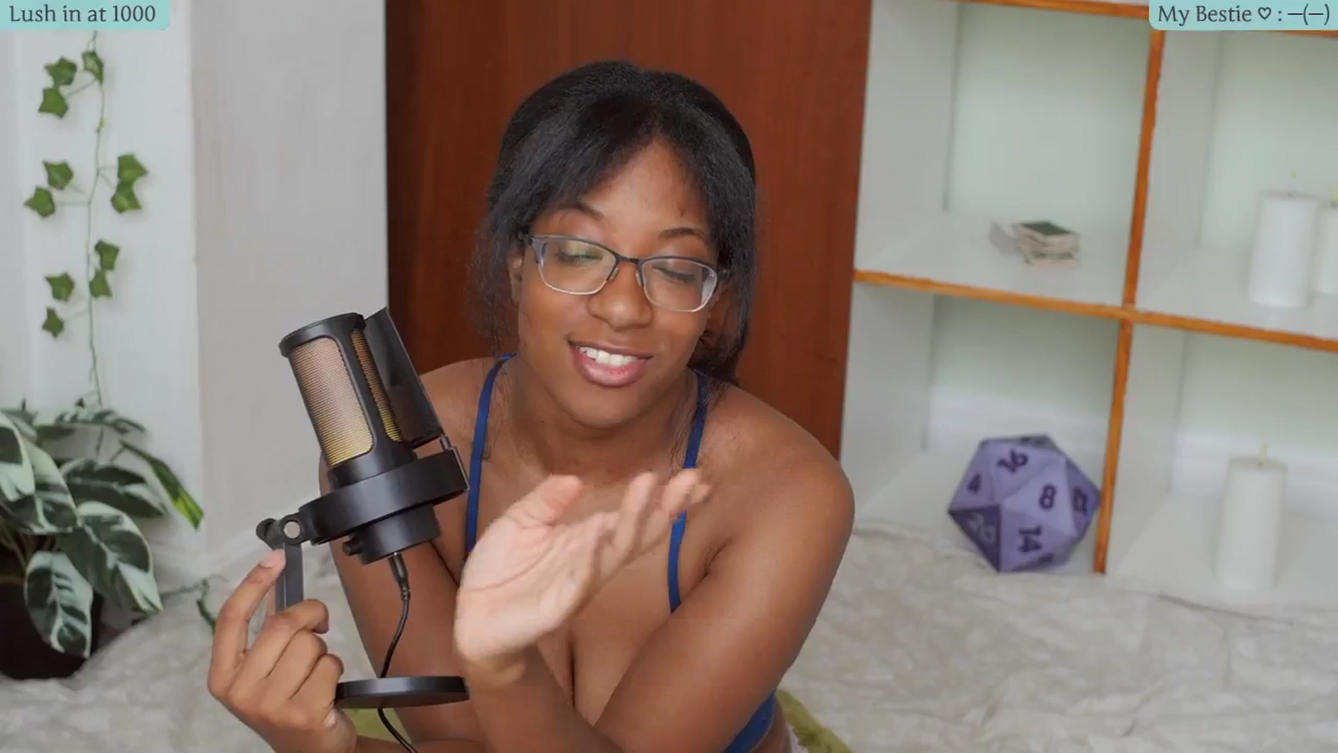 Gallery image thumbnail from JessieDames's myfreecams stream on, 07/24/2024, 15:32 image 7 of 20