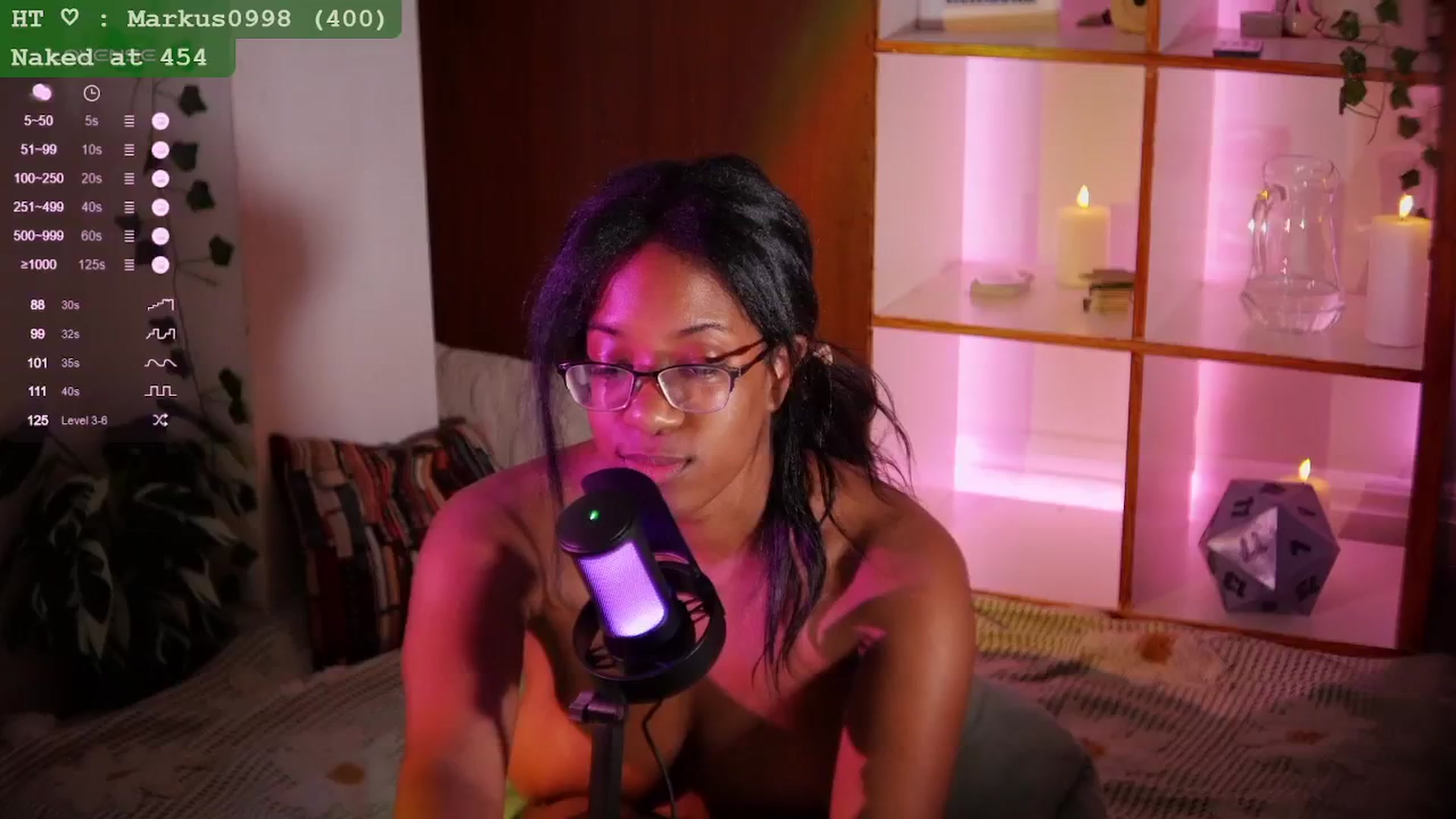 Gallery image thumbnail from JessieDames's myfreecams stream on, 08/29/2024, 19:31 image 15 of 20