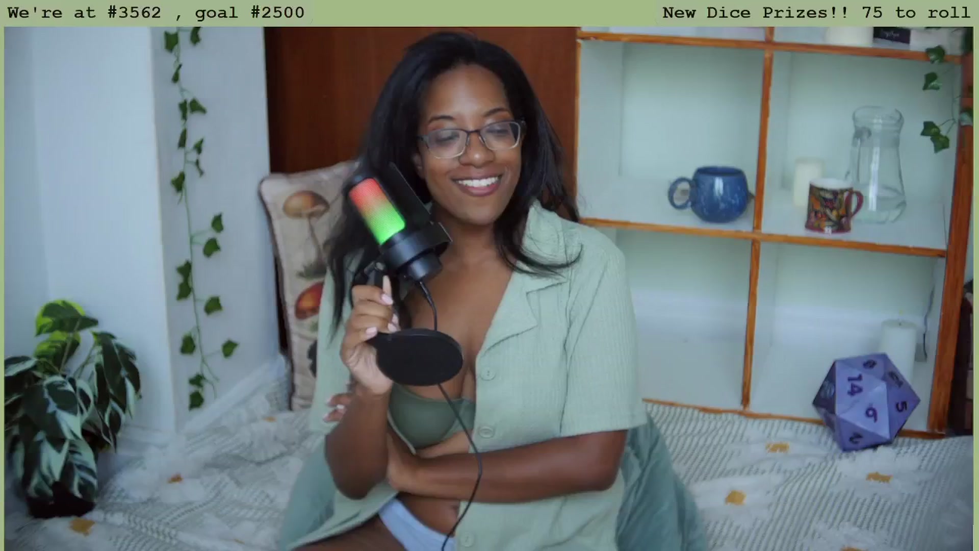 Gallery image thumbnail from JessieDames's myfreecams stream on, 09/09/2024, 16:20 image 13 of 20