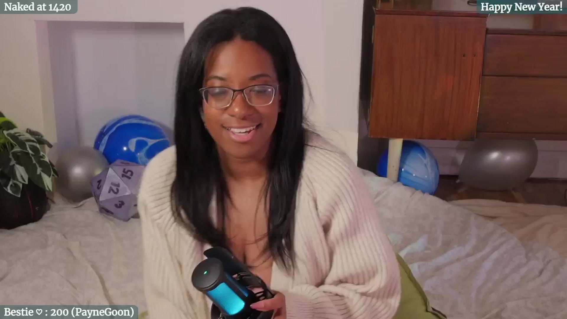 Gallery image thumbnail from JessieDames's myfreecams stream on, 01/01/2025, 20:37 image 6 of 20