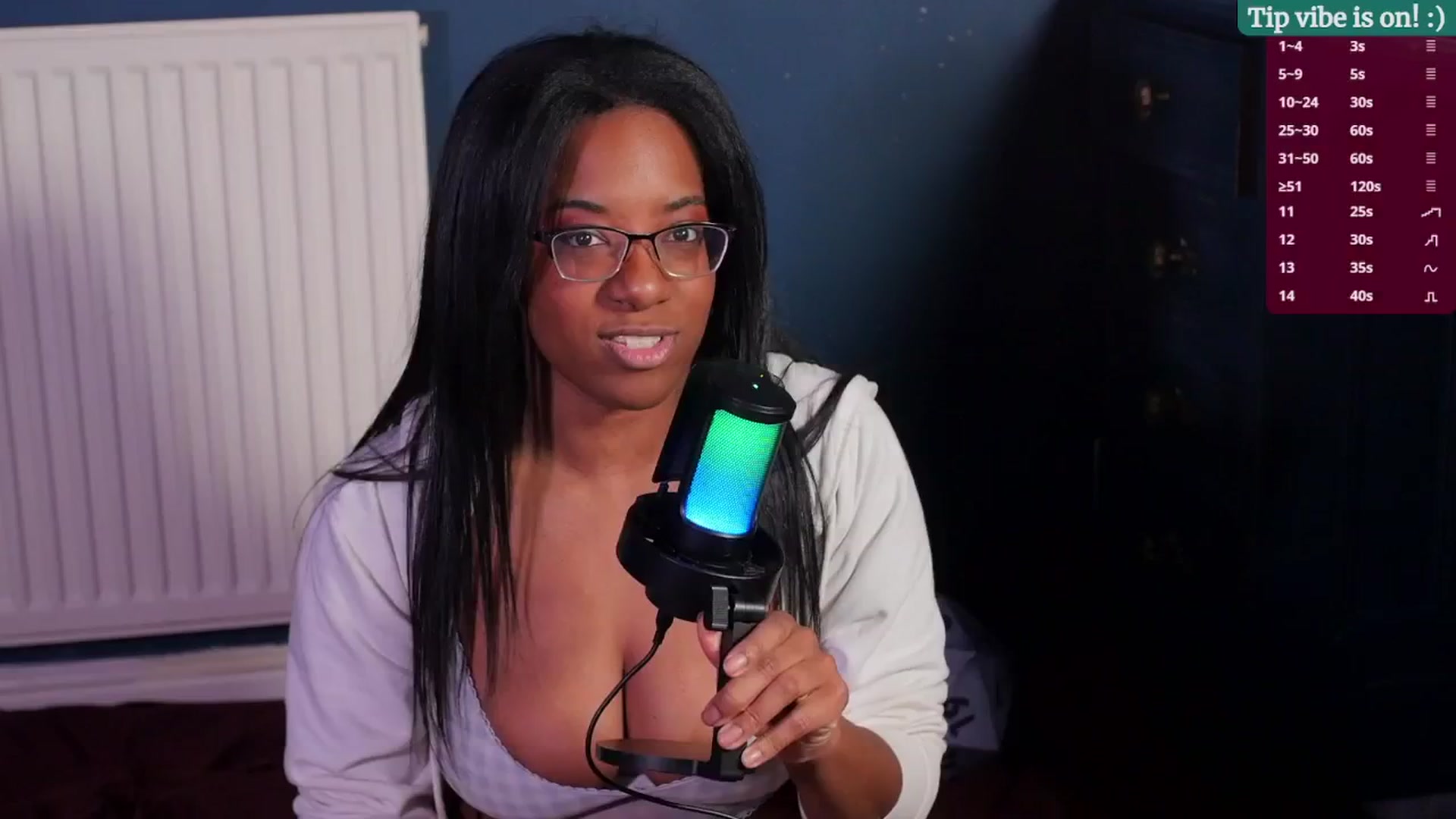 Gallery image thumbnail from JessieDames's myfreecams stream on, 03/03/2025, 19:05 image 8 of 20