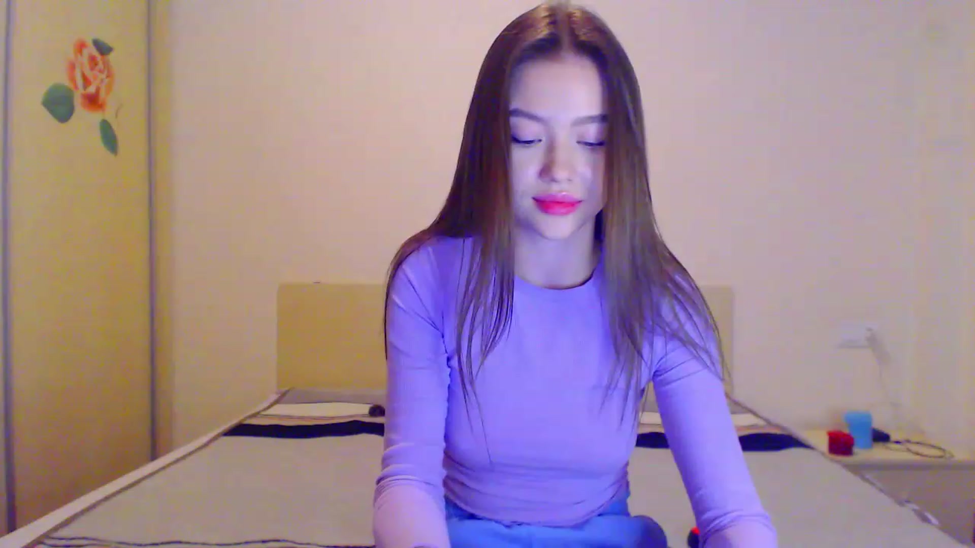 Gallery image thumbnail from Jessie_Bunny's myfreecams stream on, 12/25/2022, 21:08 image 13 of 20