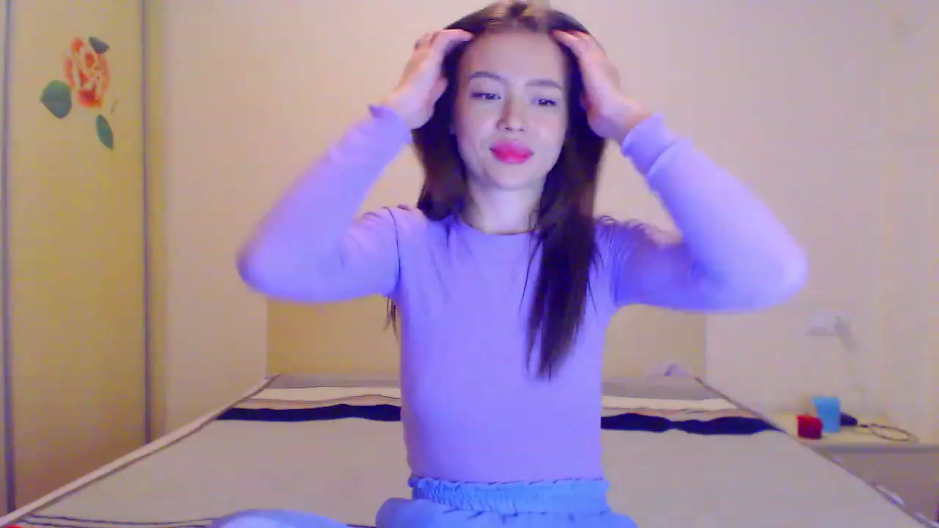 Gallery image thumbnail from Jessie_Bunny's myfreecams stream on, 12/25/2022, 21:08 image 11 of 20