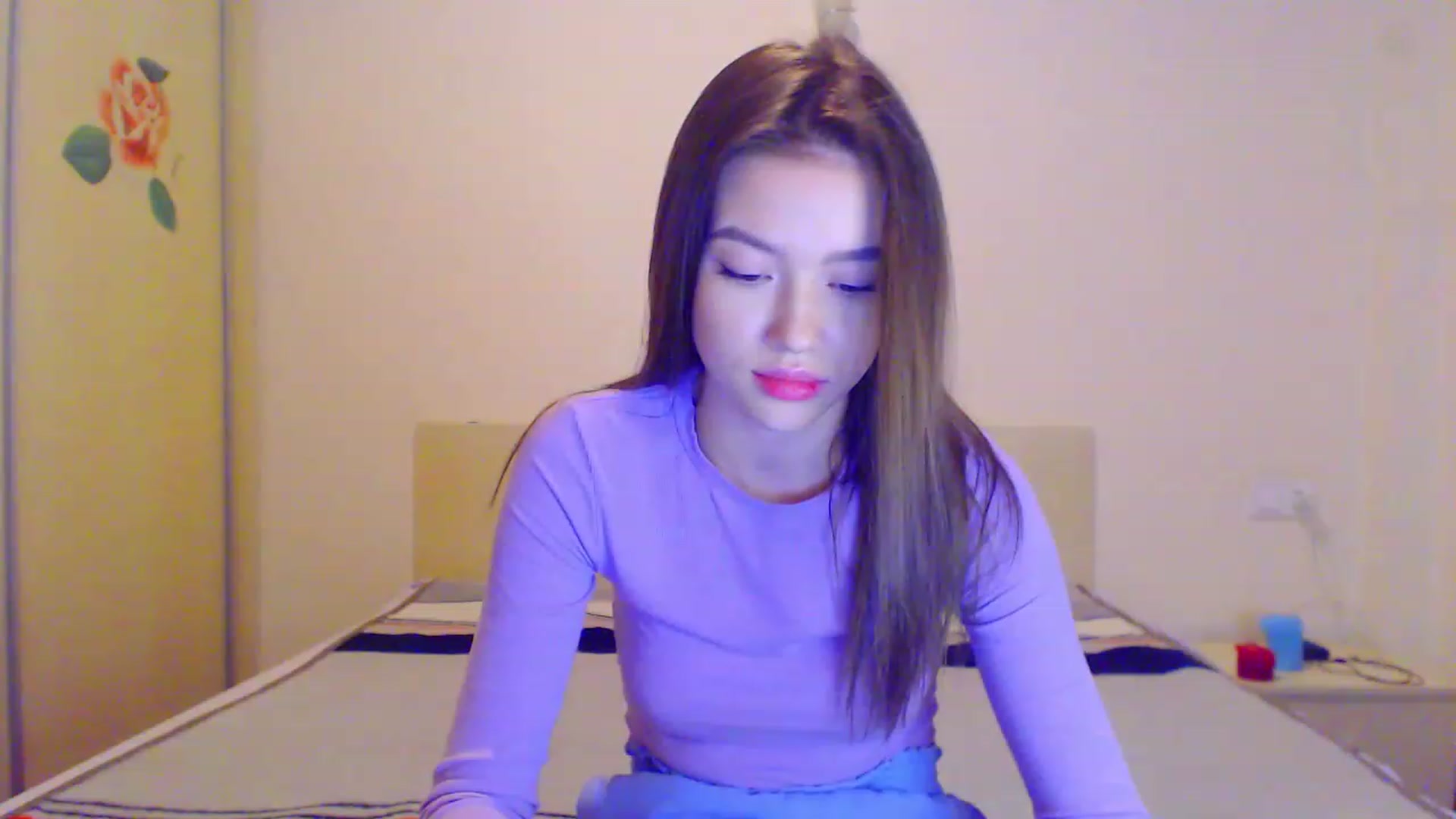 Gallery image thumbnail from Jessie_Bunny's myfreecams stream on, 12/25/2022, 21:08 image 10 of 20