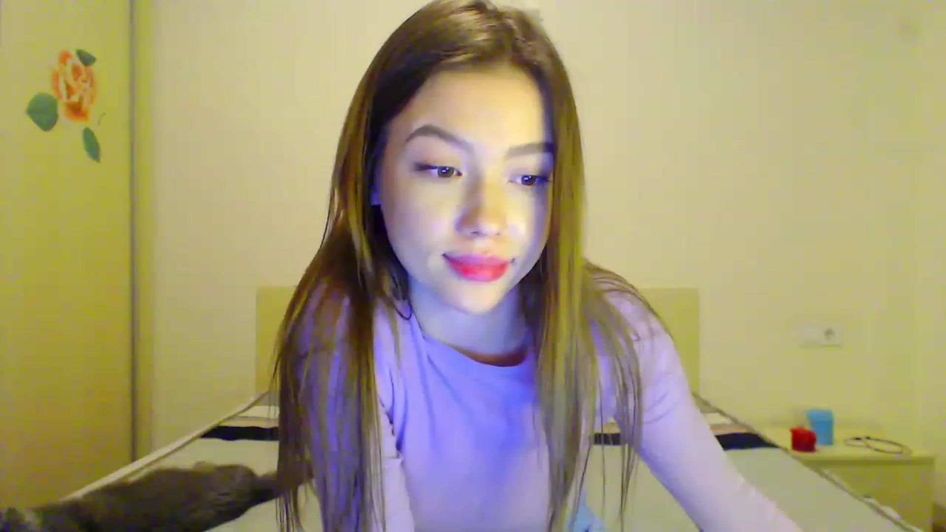 Gallery image thumbnail from Jessie_Bunny's myfreecams stream on, 12/25/2022, 22:29 image 19 of 20