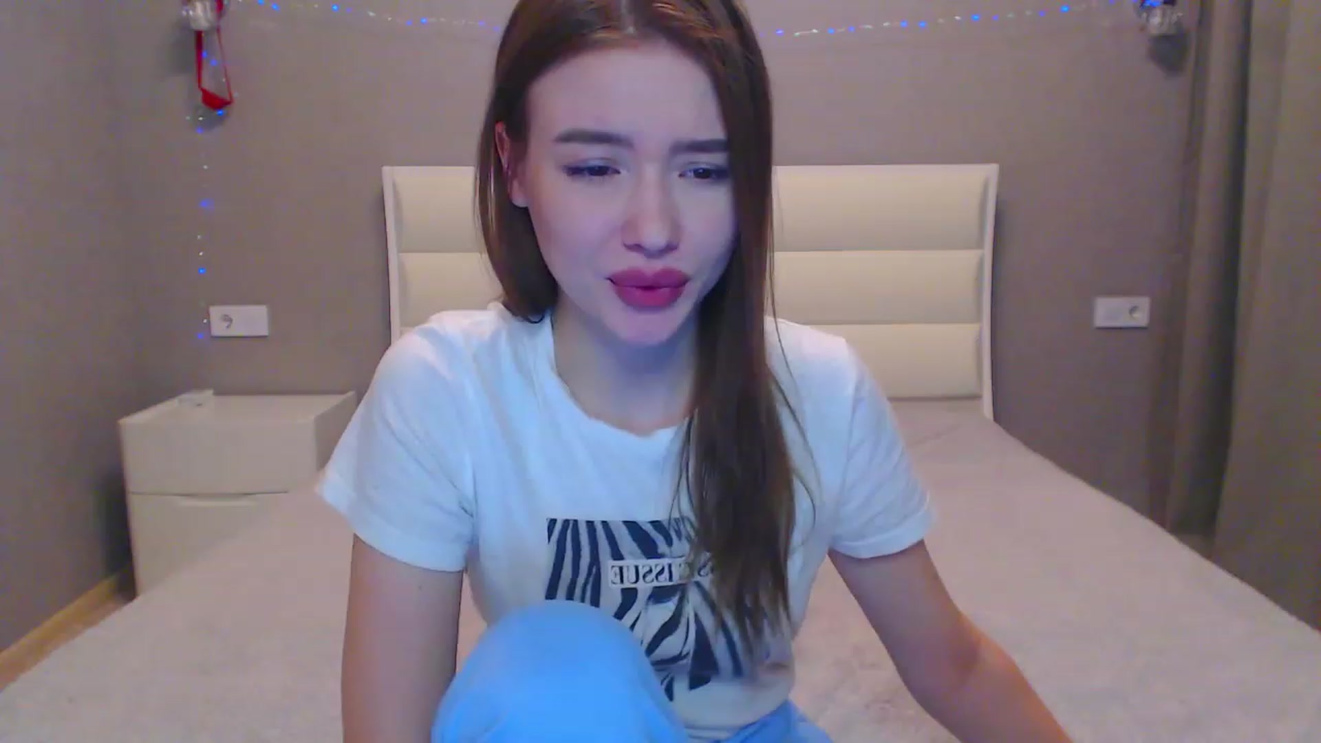 Gallery image thumbnail from Jessie_Bunny's myfreecams stream on, 02/18/2023, 18:55 image 14 of 20