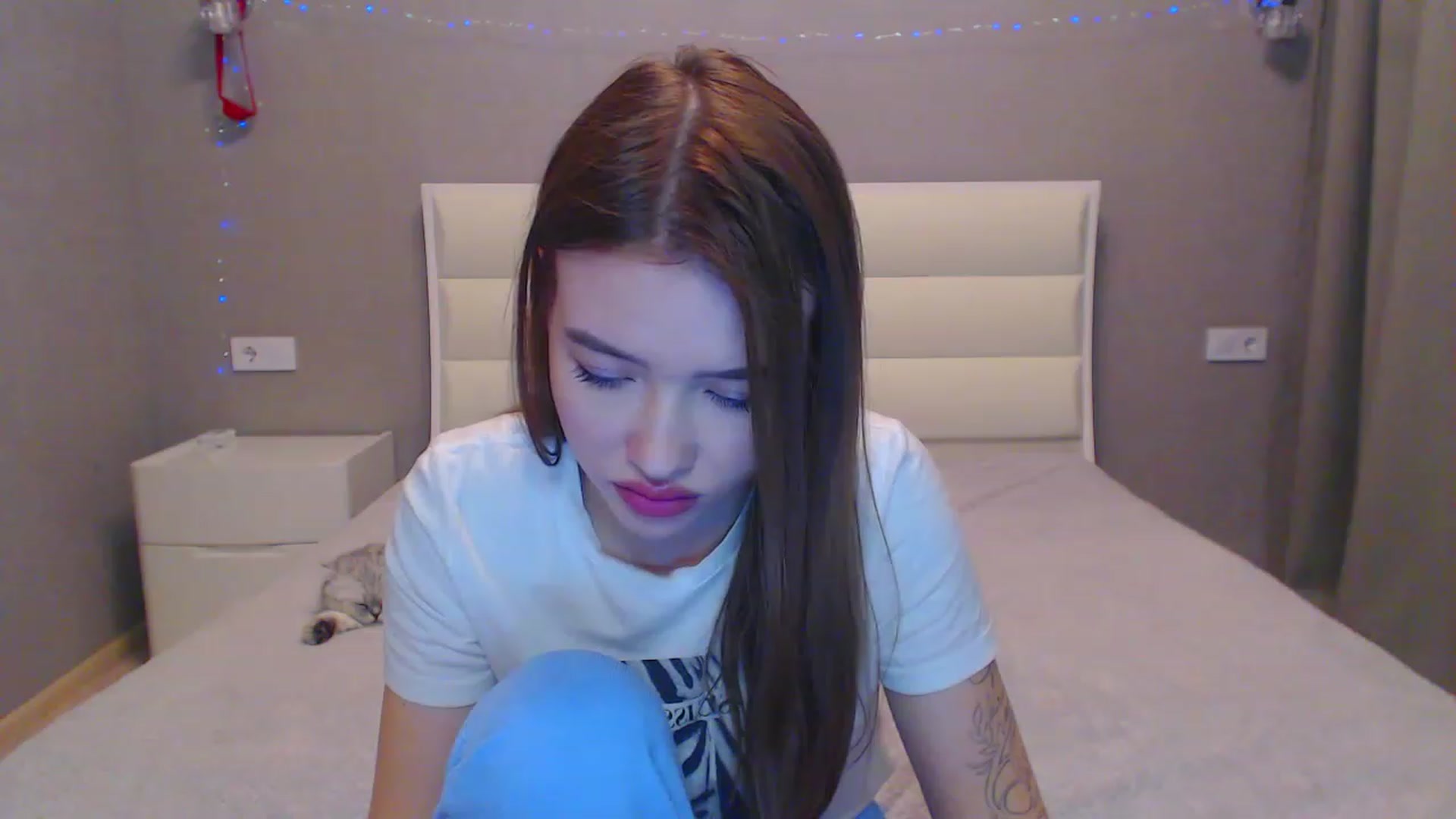Gallery image thumbnail from Jessie_Bunny's myfreecams stream on, 02/18/2023, 18:55 image 20 of 20