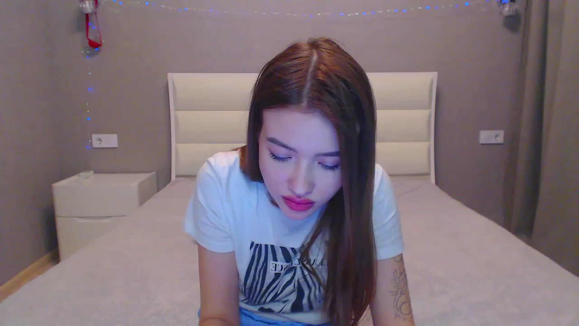 Gallery image thumbnail from Jessie_Bunny's myfreecams stream on, 02/18/2023, 18:55 image 13 of 20