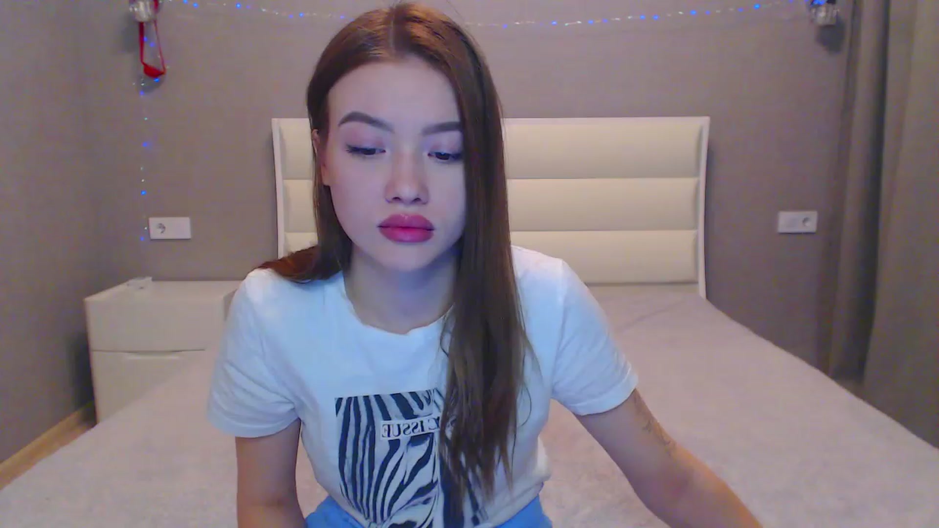 Gallery image thumbnail from Jessie_Bunny's myfreecams stream on, 02/18/2023, 18:55 image 9 of 20