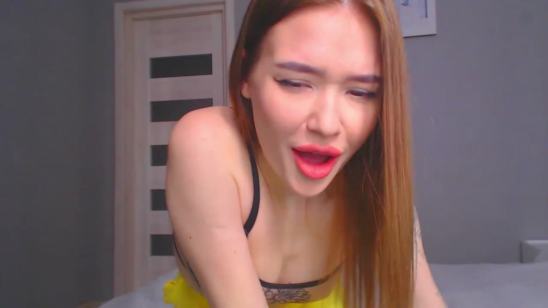 Gallery image thumbnail from Jessie_Bunny's myfreecams stream on, 03/08/2023, 12:23 image 6 of 20
