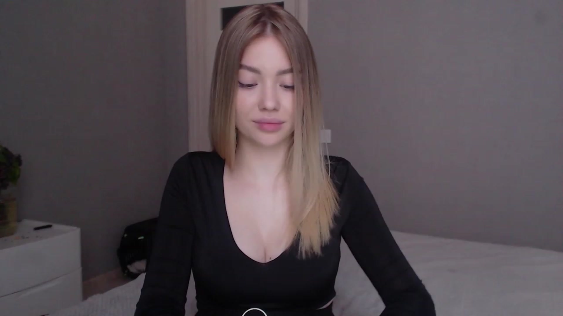 Gallery image thumbnail from Jessie_Bunny's myfreecams stream on, 05/15/2023, 10:07 image 19 of 20