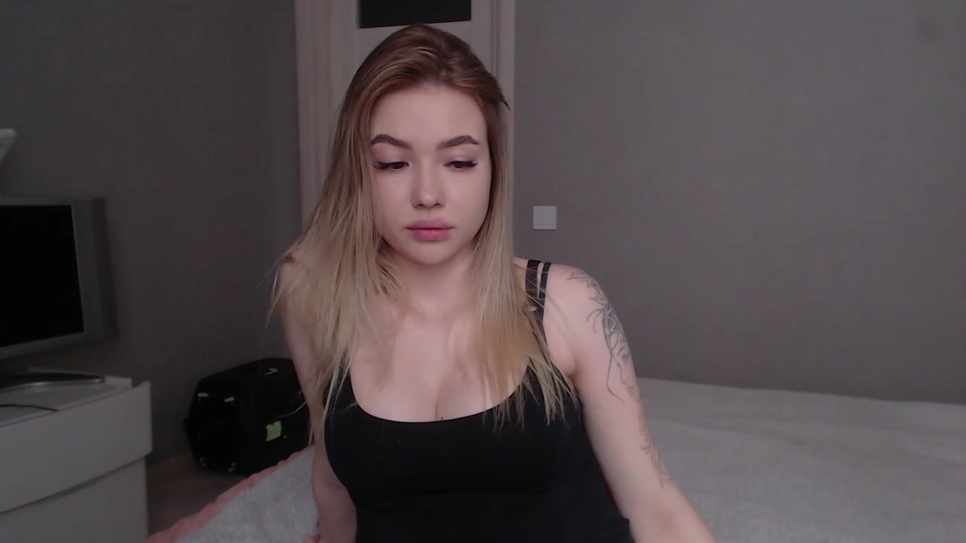 Gallery image thumbnail from Jessie_Bunny's myfreecams stream on, 06/07/2023, 12:54 image 17 of 20