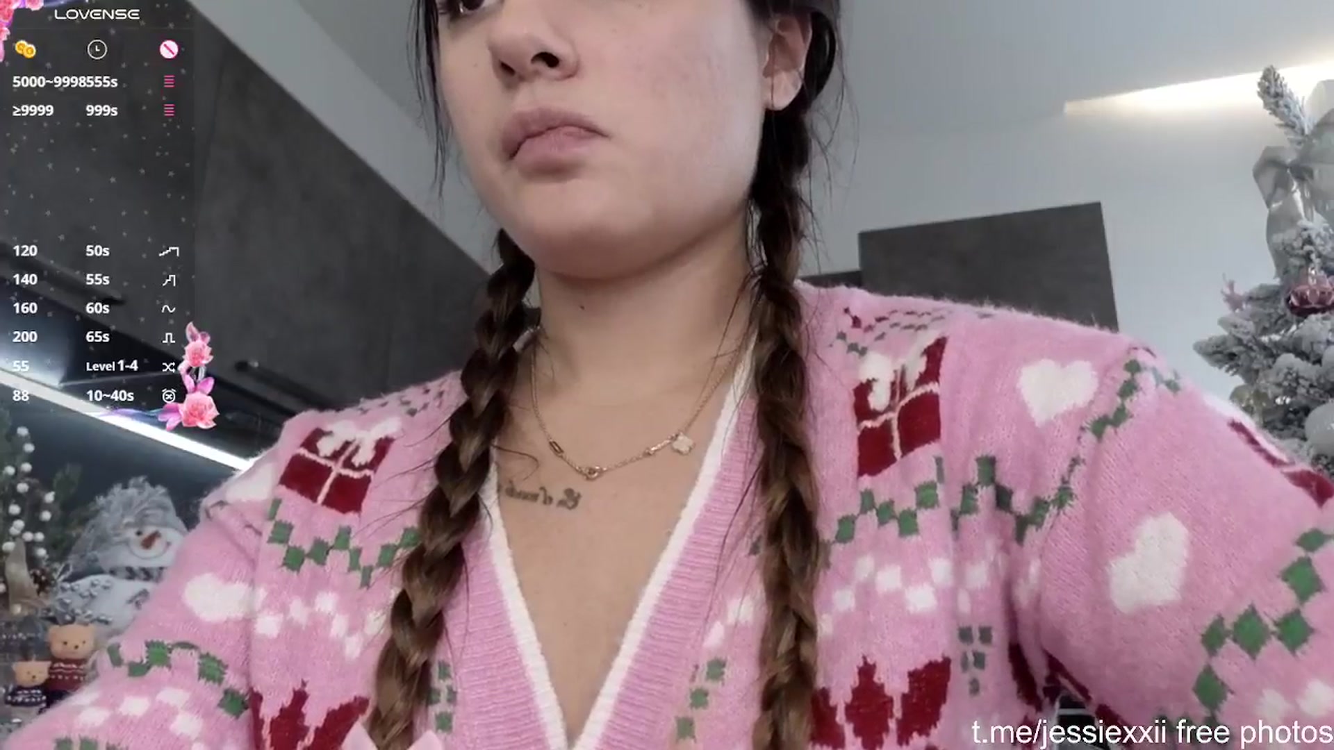 Gallery image thumbnail from Jessiexxi's myfreecams stream on, 01/02/2026, 11:10 image 12 of 20