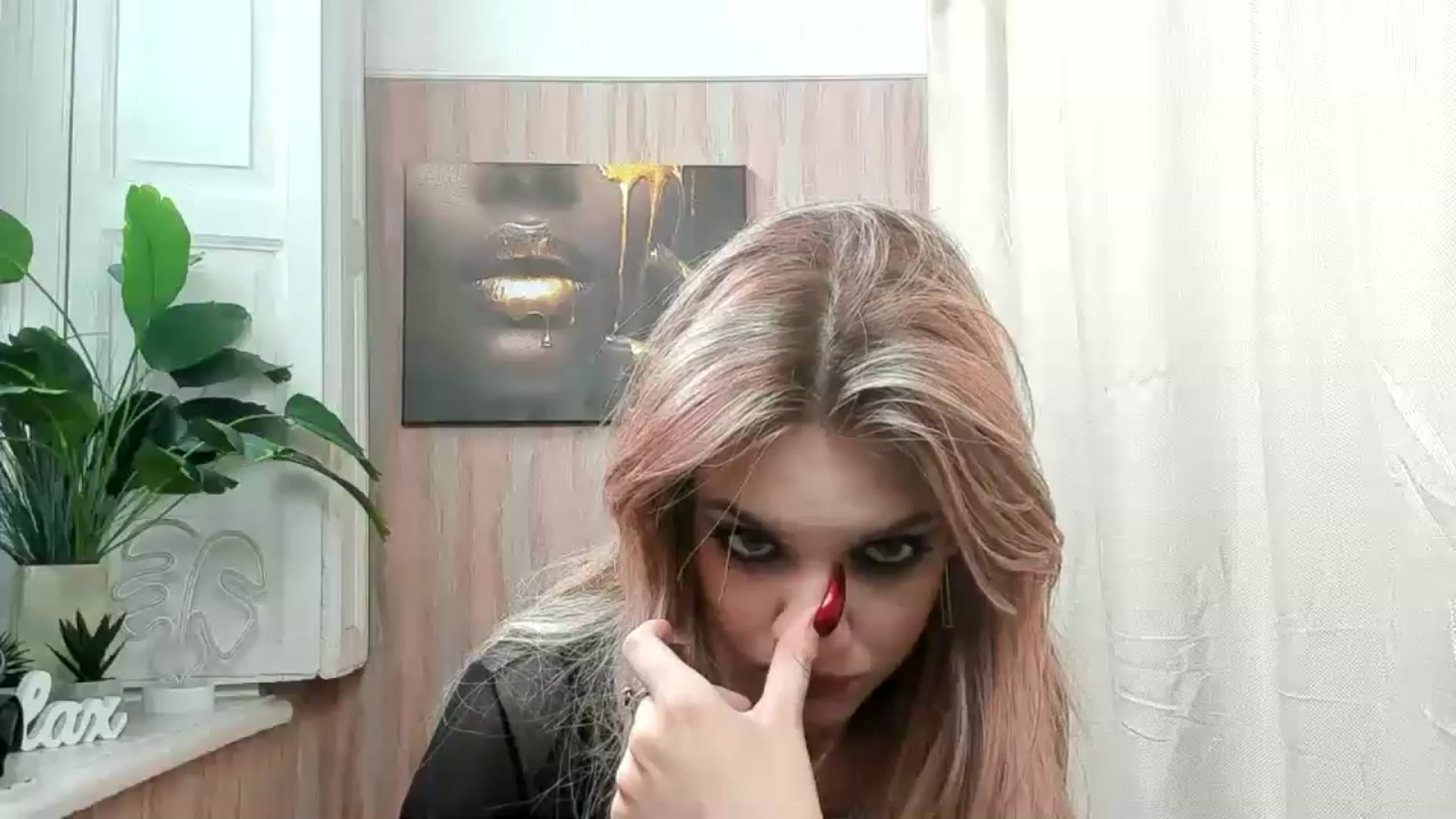 Gallery image thumbnail from Jessika's myfreecams stream on, 05/26/2024, 14:01 image 12 of 20