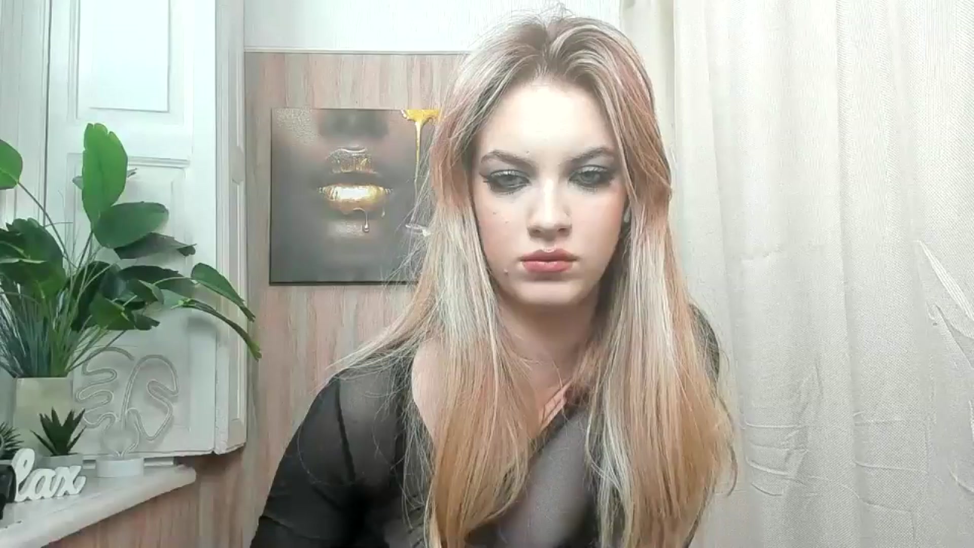 Gallery image thumbnail from Jessika's myfreecams stream on, 05/26/2024, 14:01 image 7 of 20