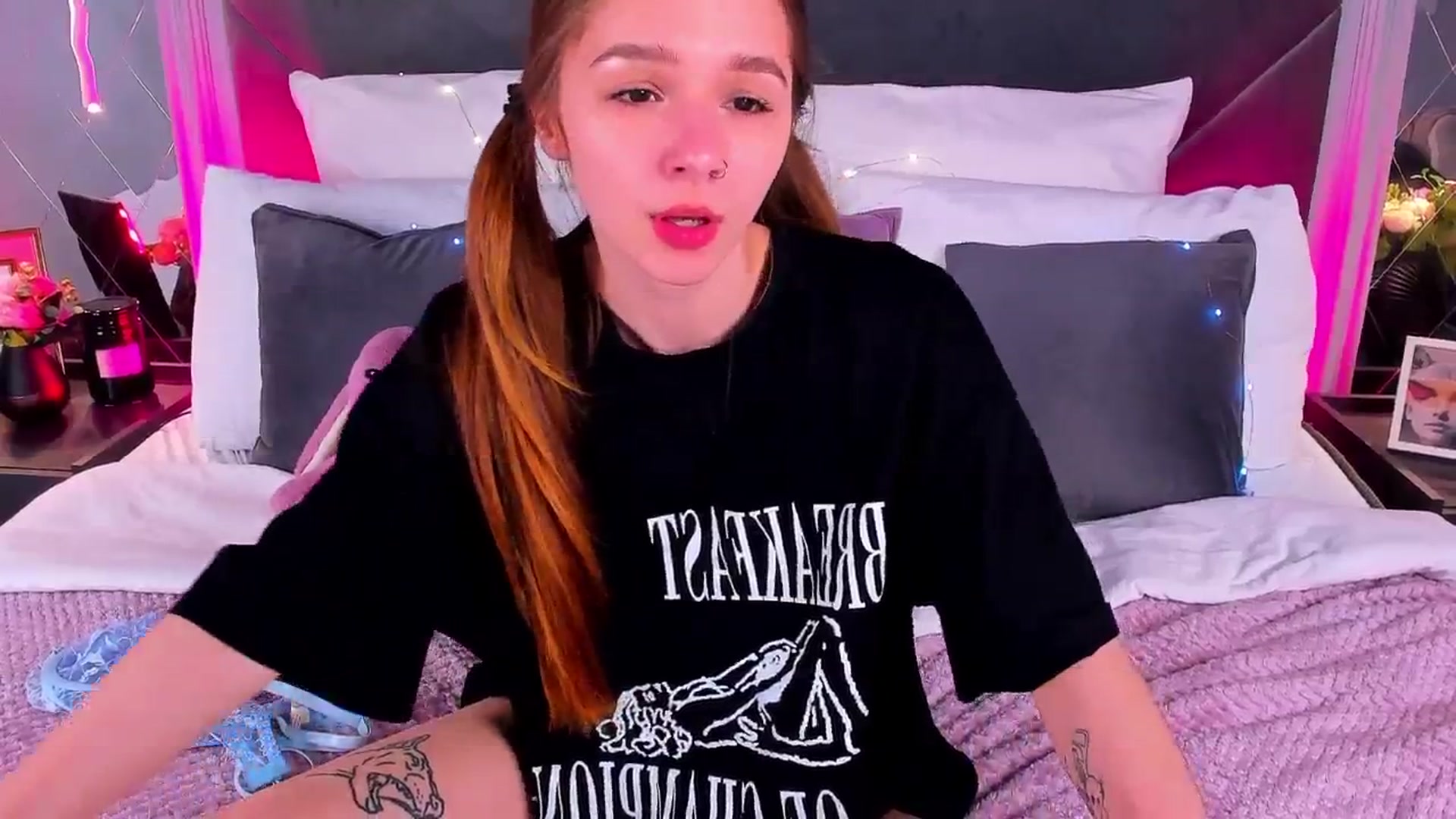 Gallery image thumbnail from Jessika18's myfreecams stream on, 04/26/2026, 16:38 image 19 of 20