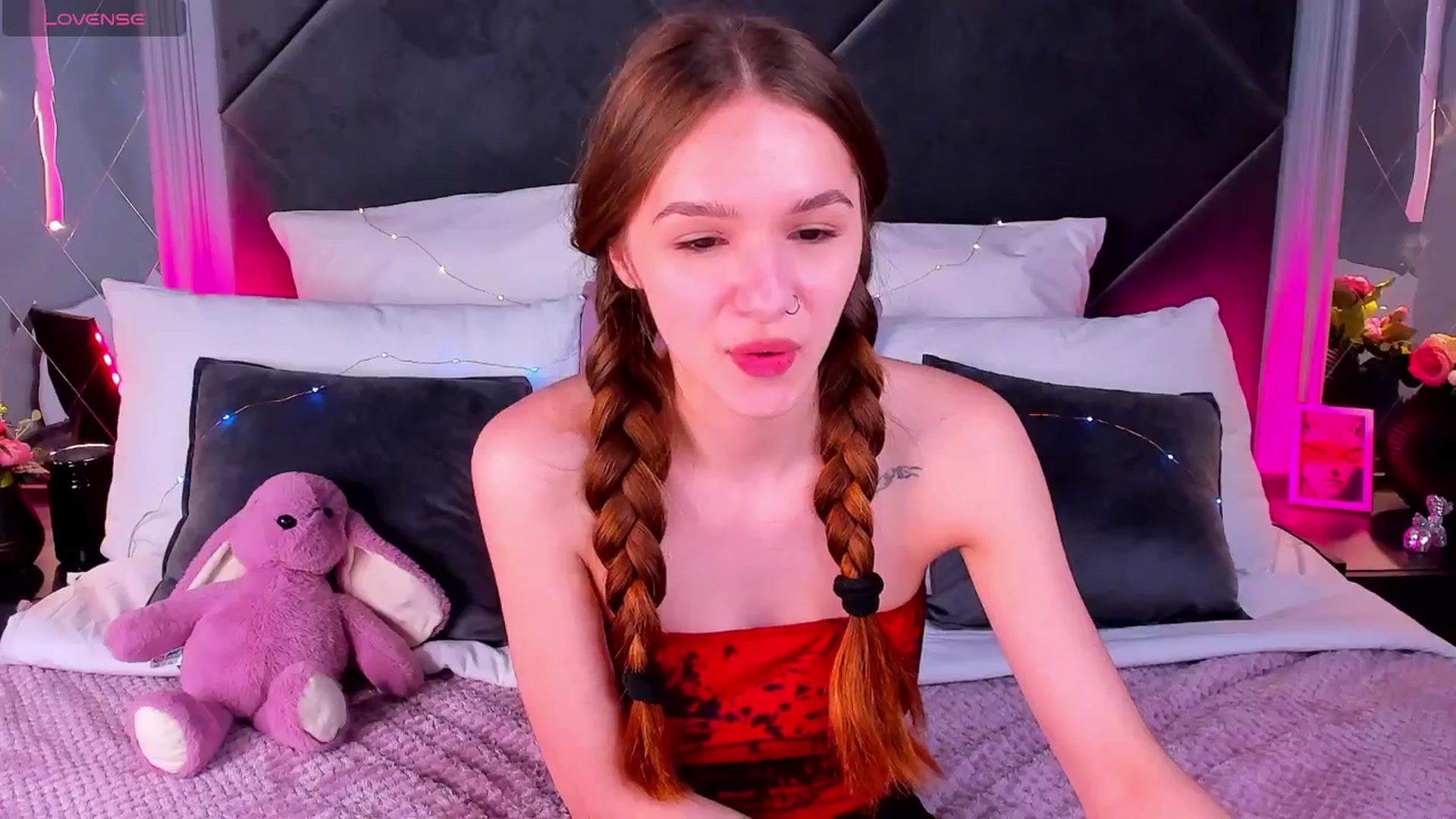 Gallery image thumbnail from Jessika18's myfreecams stream on, 05/01/2026, 15:38 image 11 of 20