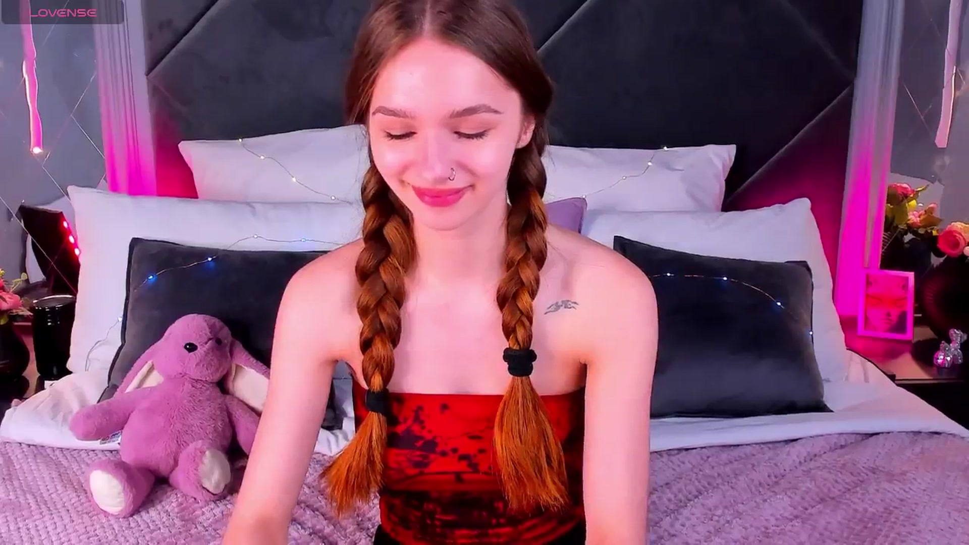 Gallery image thumbnail from Jessika18's myfreecams stream on, 05/01/2026, 15:38 image 8 of 20