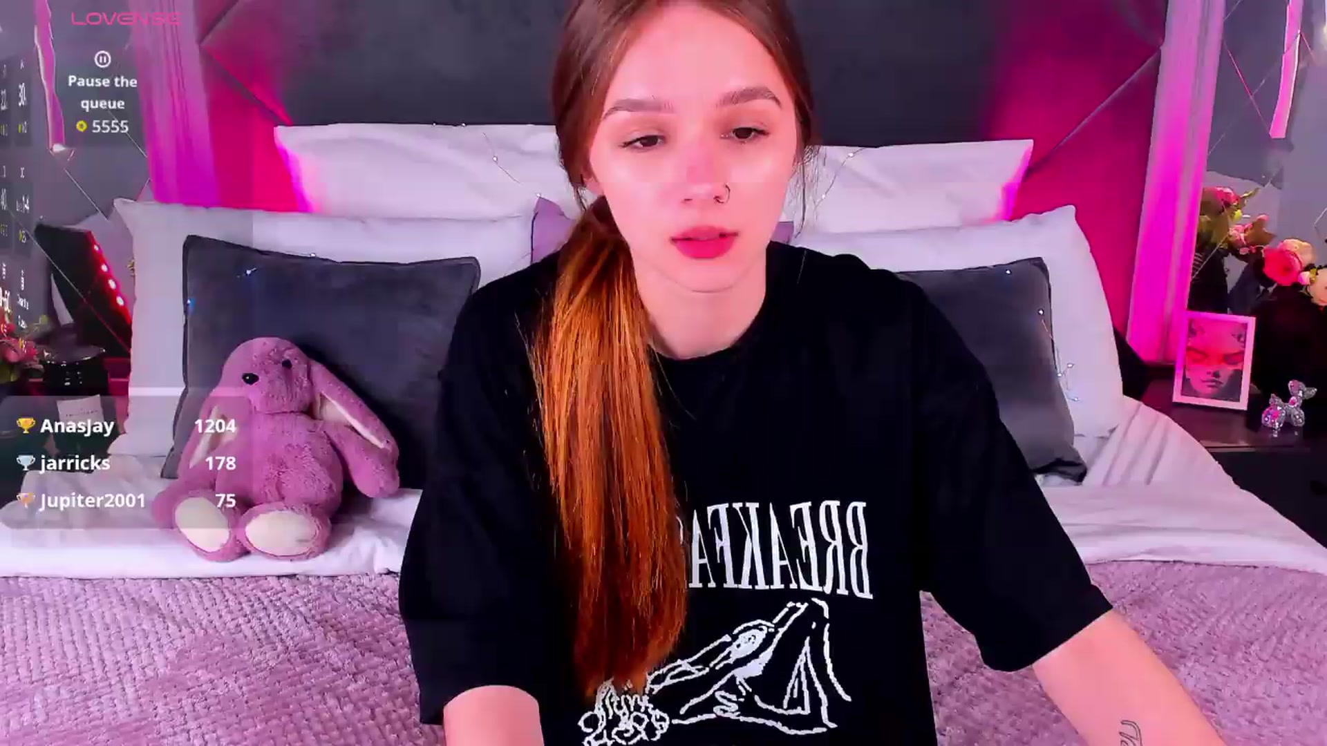 Gallery image thumbnail from Jessika18's myfreecams stream on, 05/06/2026, 16:22 image 1 of 20