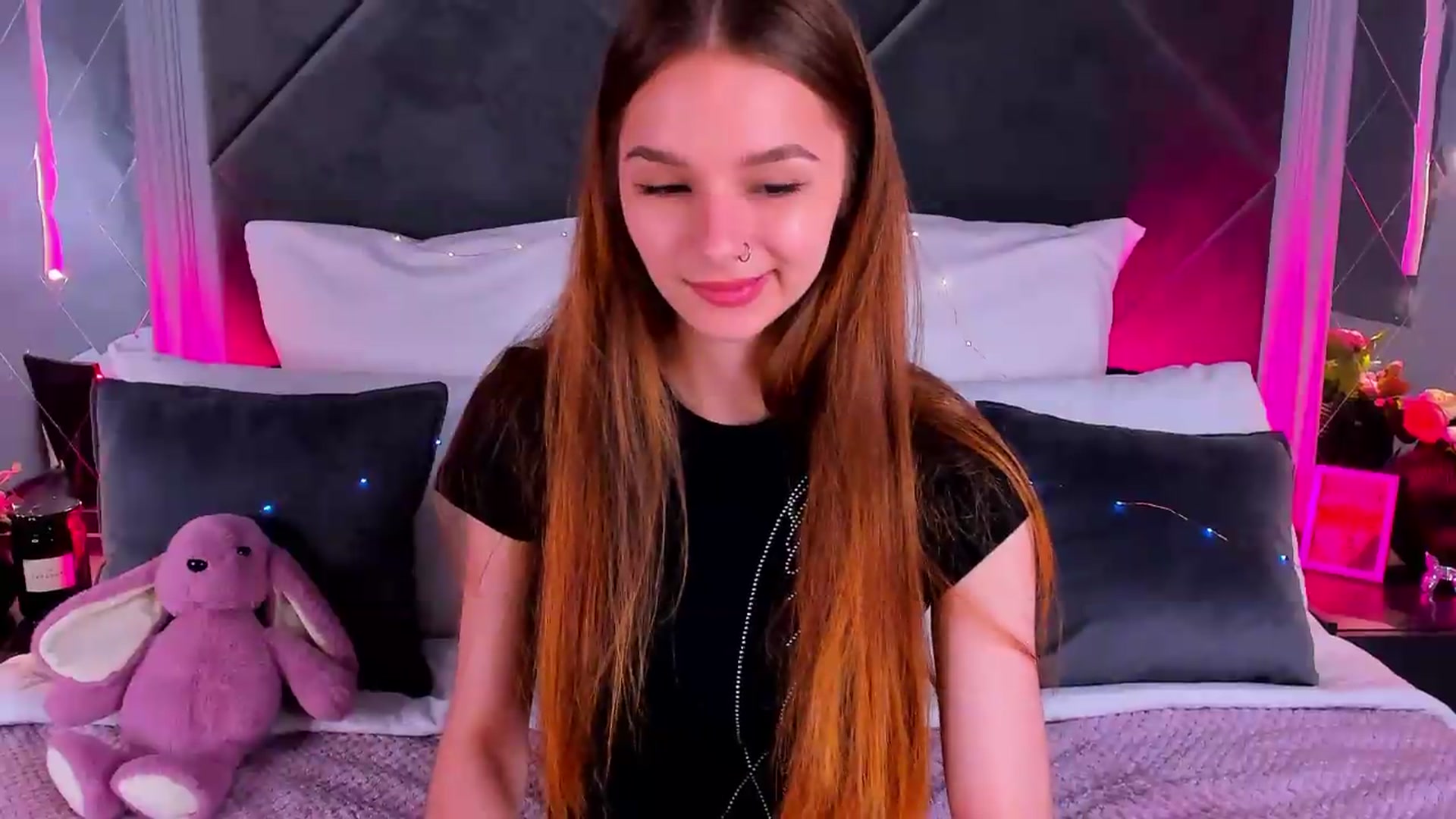 Gallery image thumbnail from Jessika18's myfreecams stream on, 05/08/2026, 12:31 image 20 of 20