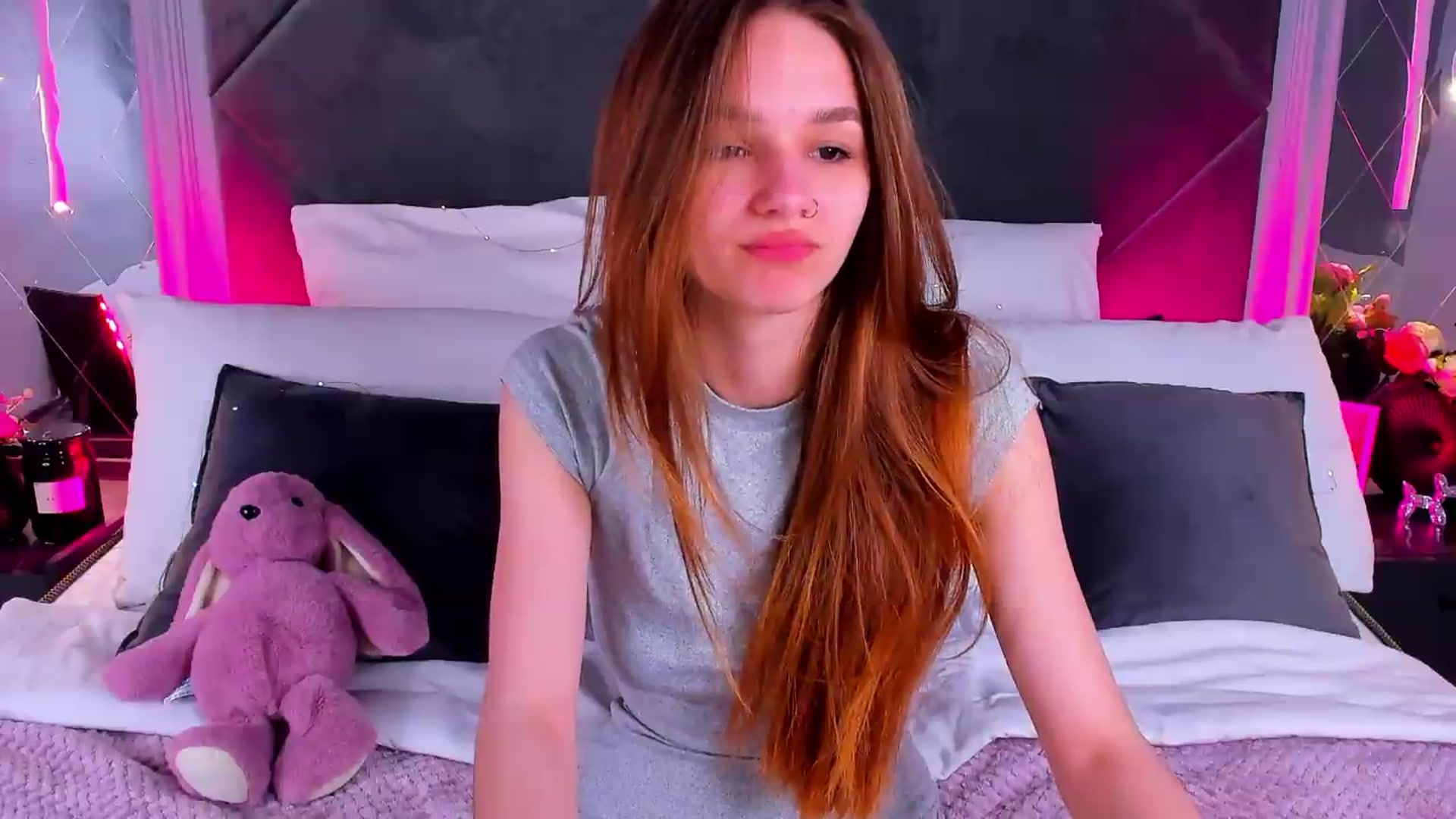 Gallery image thumbnail from Jessika18's myfreecams stream on, 05/10/2026, 12:03 image 11 of 20