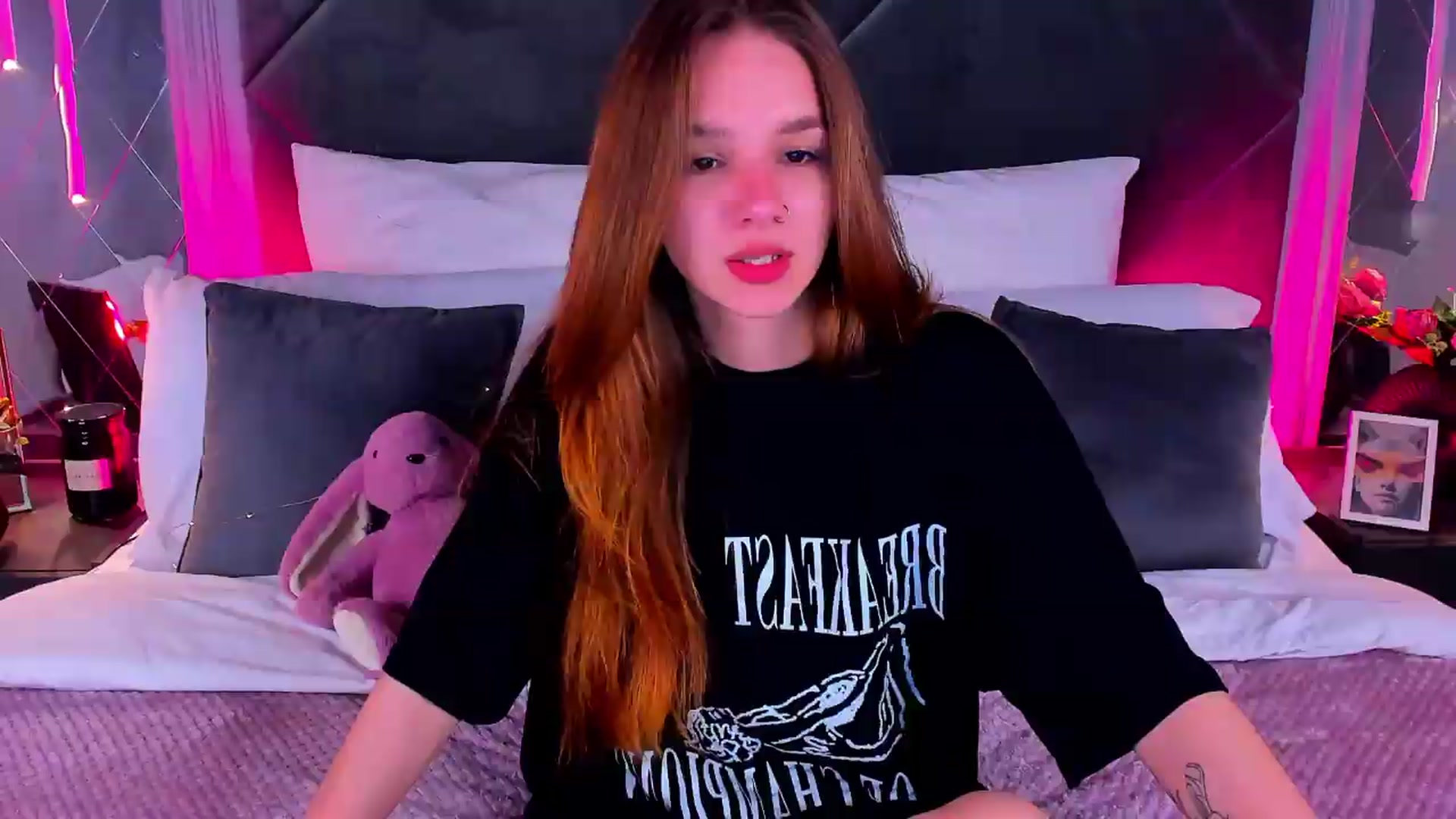 Gallery image thumbnail from Jessika18's myfreecams stream on, 05/22/2026, 16:41 image 19 of 20