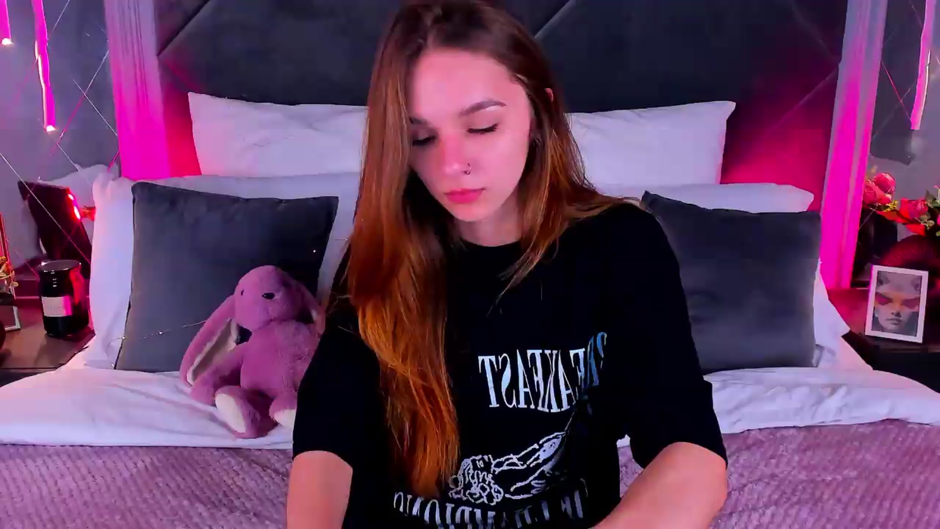 Gallery image thumbnail from Jessika18's myfreecams stream on, 05/22/2026, 16:41 image 20 of 20