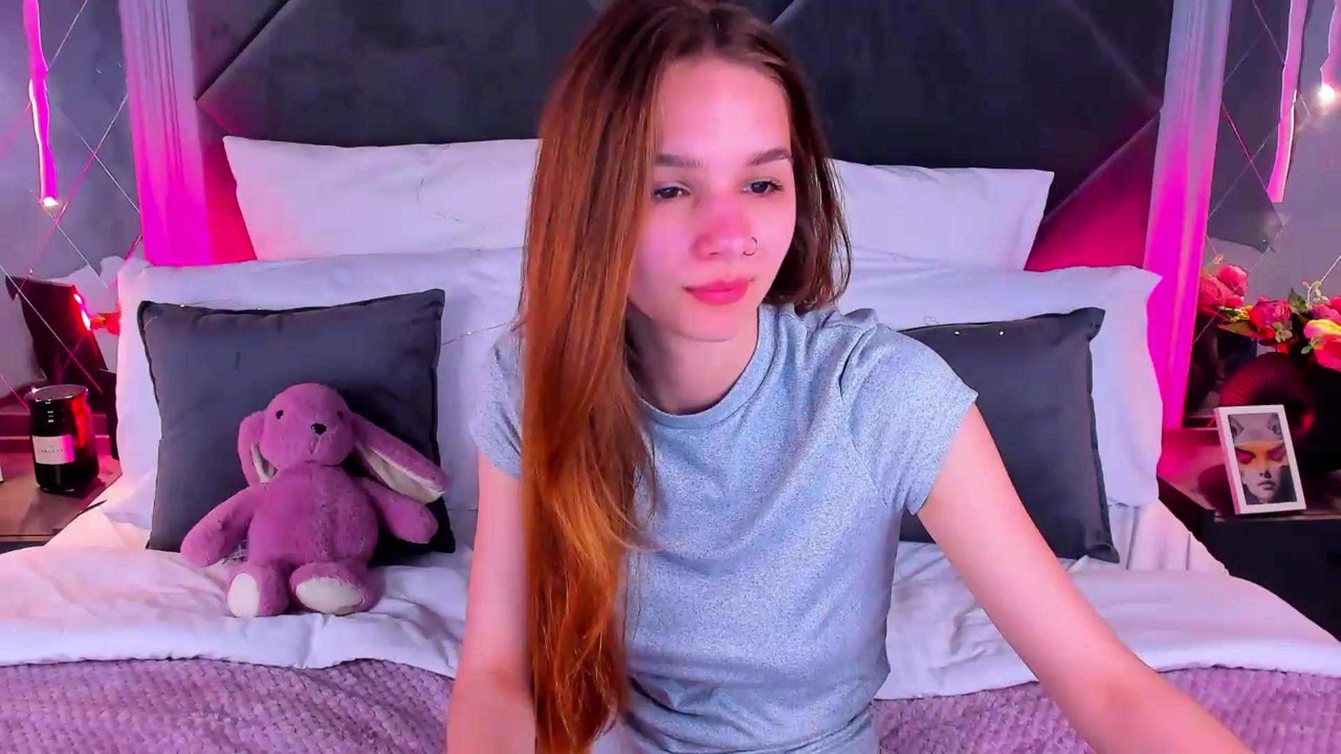 Gallery image thumbnail from Jessika18's myfreecams stream on, 05/26/2026, 12:04 image 15 of 20