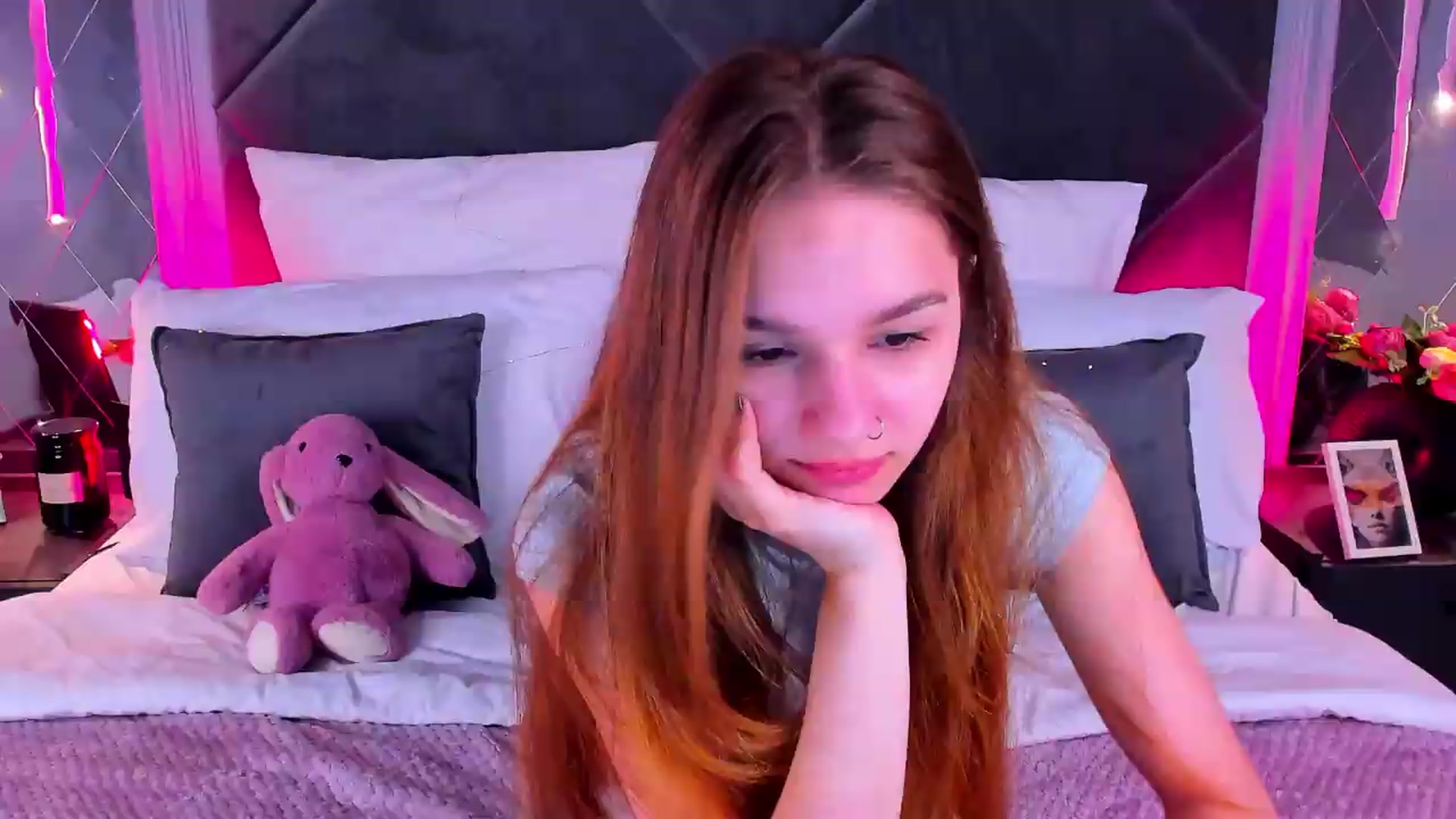 Gallery image thumbnail from Jessika18's myfreecams stream on, 05/26/2026, 12:04 image 3 of 20