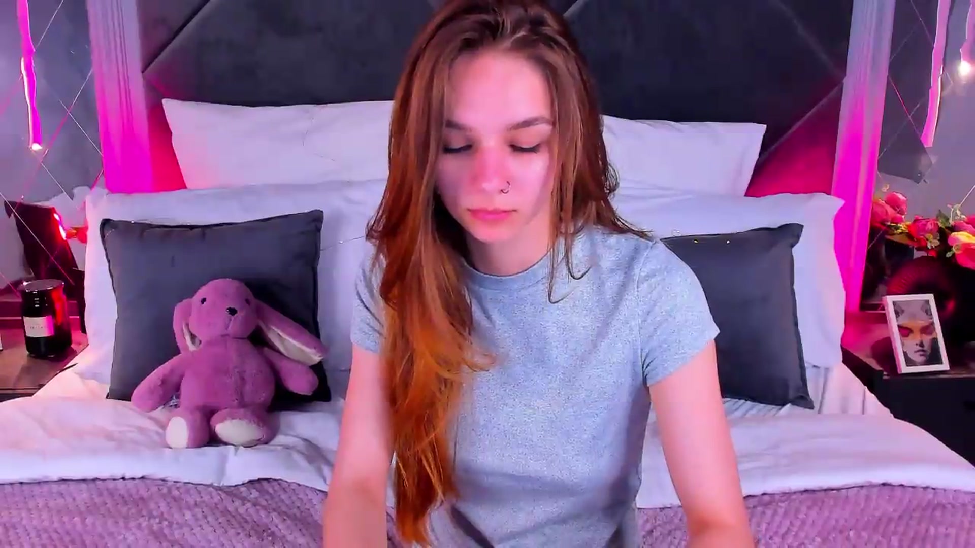 Gallery image thumbnail from Jessika18's myfreecams stream on, 05/26/2026, 12:04 image 16 of 20