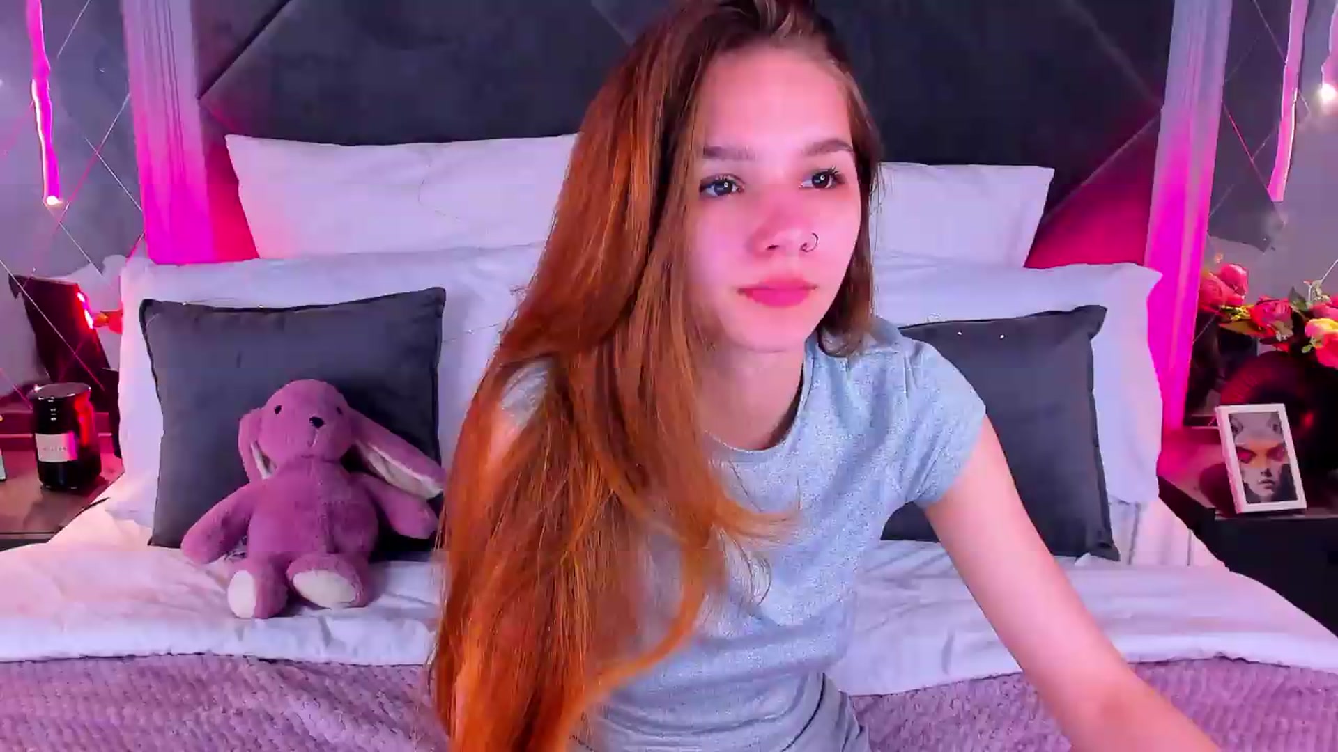 Gallery image thumbnail from Jessika18's myfreecams stream on, 05/26/2026, 12:04 image 4 of 20