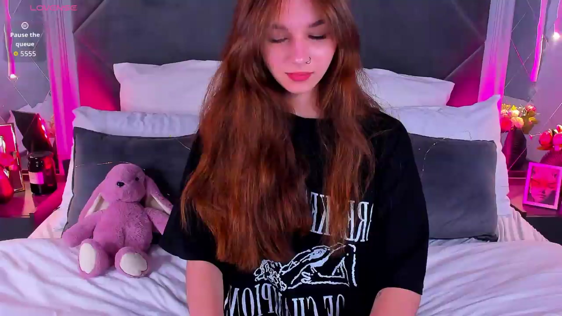 Gallery image thumbnail from Jessika18's myfreecams stream on, 06/22/2026, 05:25 image 1 of 20