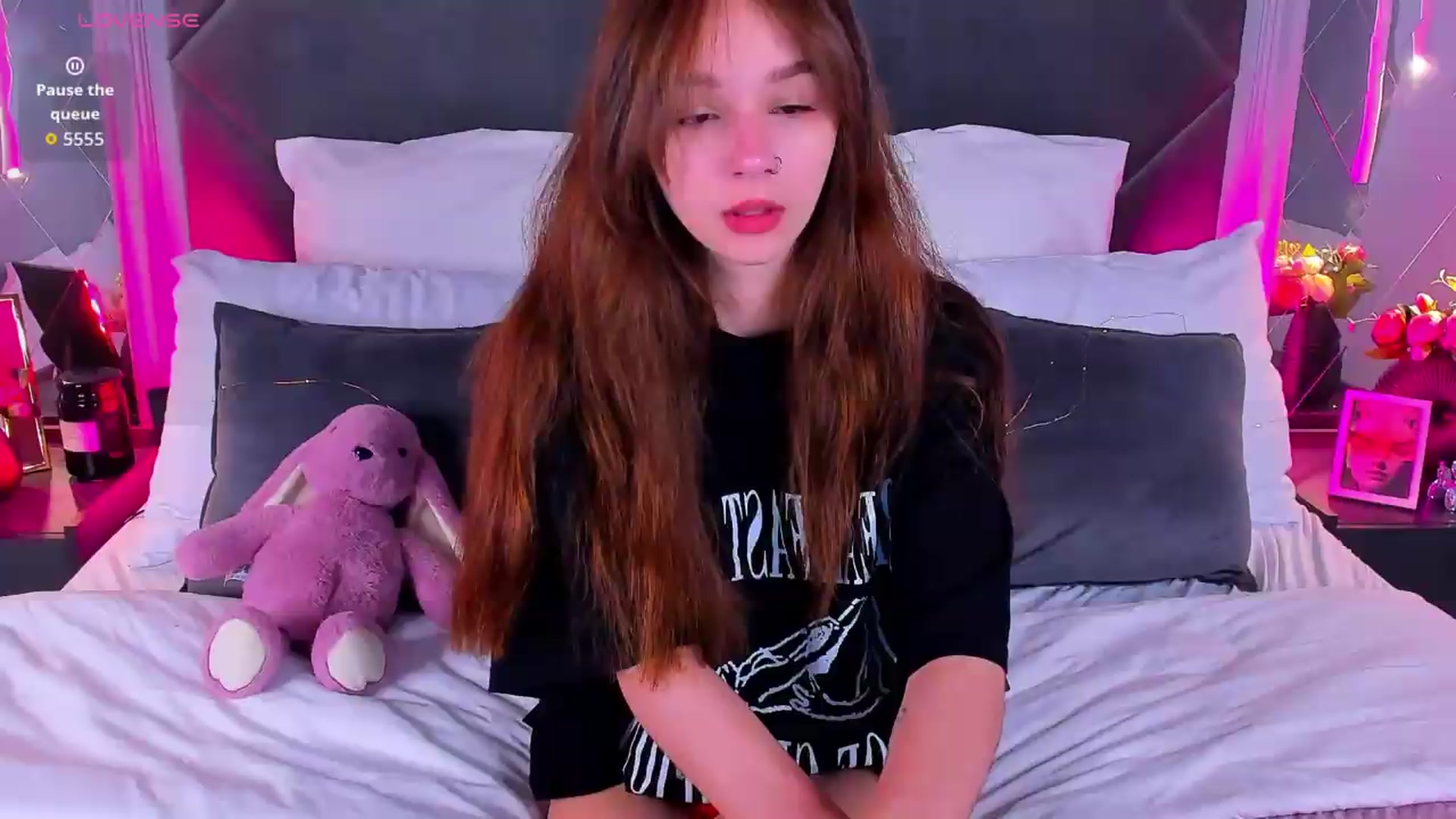 Gallery image thumbnail from Jessika18's myfreecams stream on, 06/22/2026, 05:25 image 17 of 20