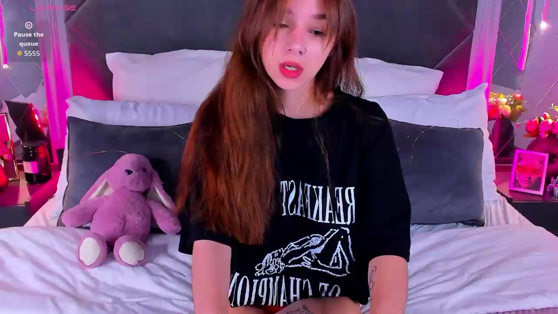 Gallery image thumbnail from Jessika18's myfreecams stream on, 06/22/2026, 05:25 image 9 of 20