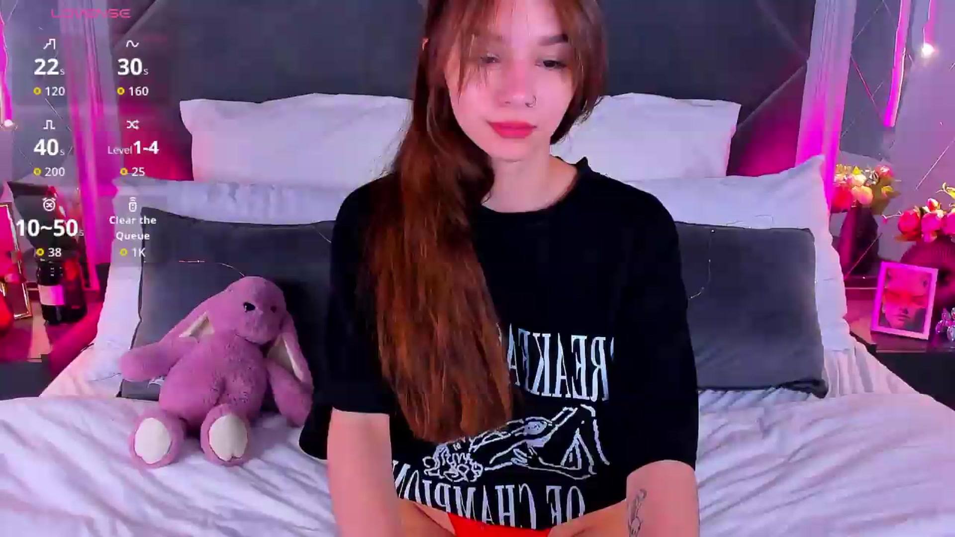 Gallery image thumbnail from Jessika18's myfreecams stream on, 06/22/2026, 07:29 image 1 of 20