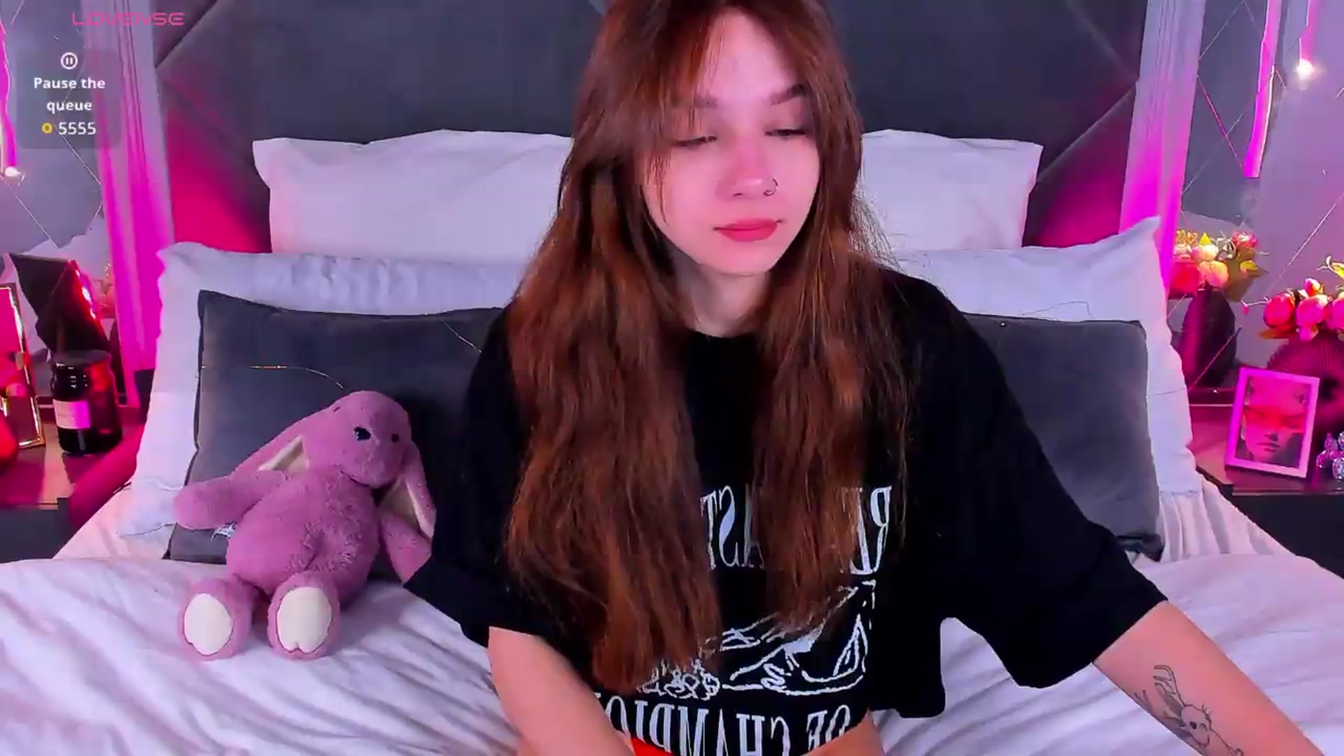 Gallery image thumbnail from Jessika18's myfreecams stream on, 06/22/2026, 07:29 image 11 of 20