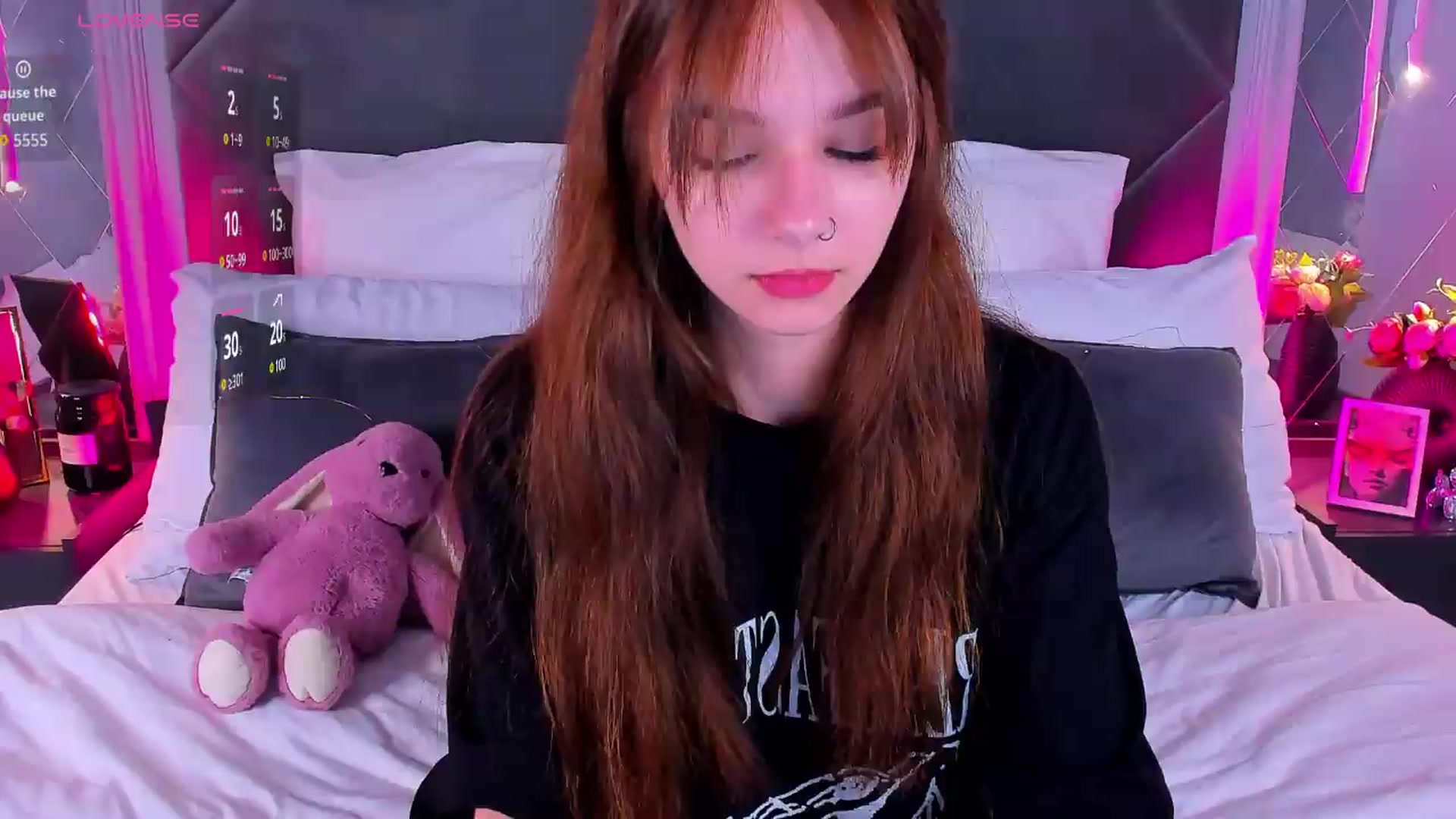 Gallery image thumbnail from Jessika18's myfreecams stream on, 06/22/2026, 07:29 image 7 of 20