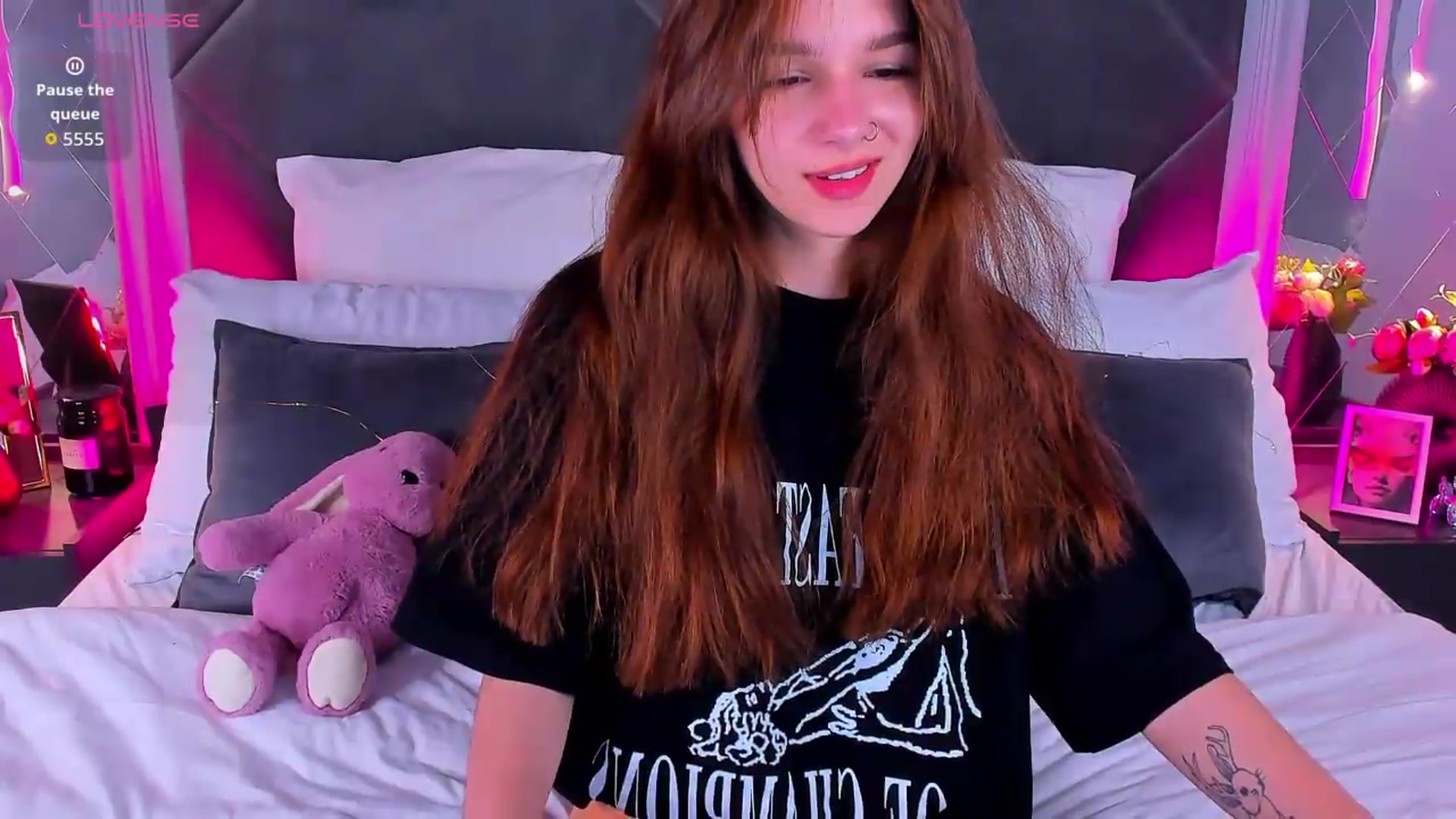 Gallery image thumbnail from Jessika18's myfreecams stream on, 06/22/2026, 09:33 image 6 of 20