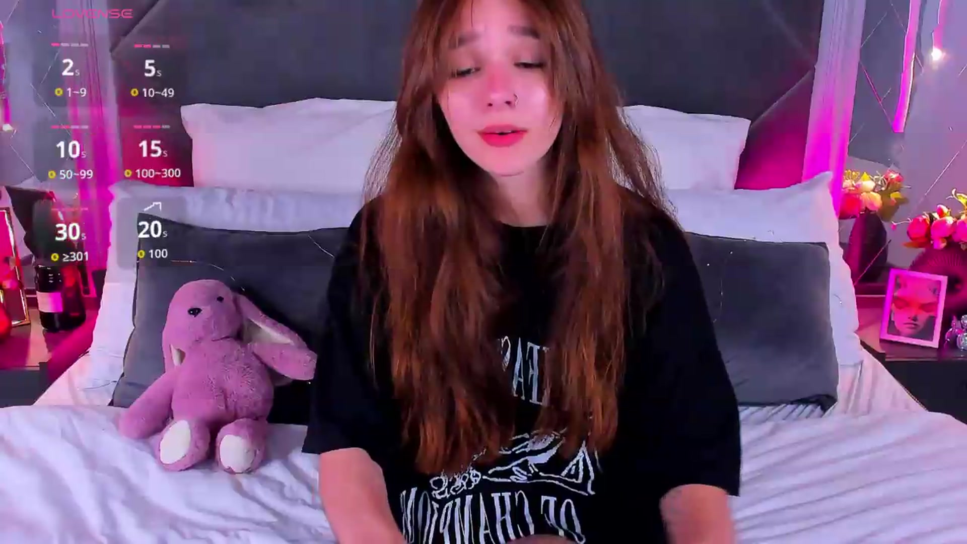 Gallery image thumbnail from Jessika18's myfreecams stream on, 06/22/2026, 10:32 image 4 of 20