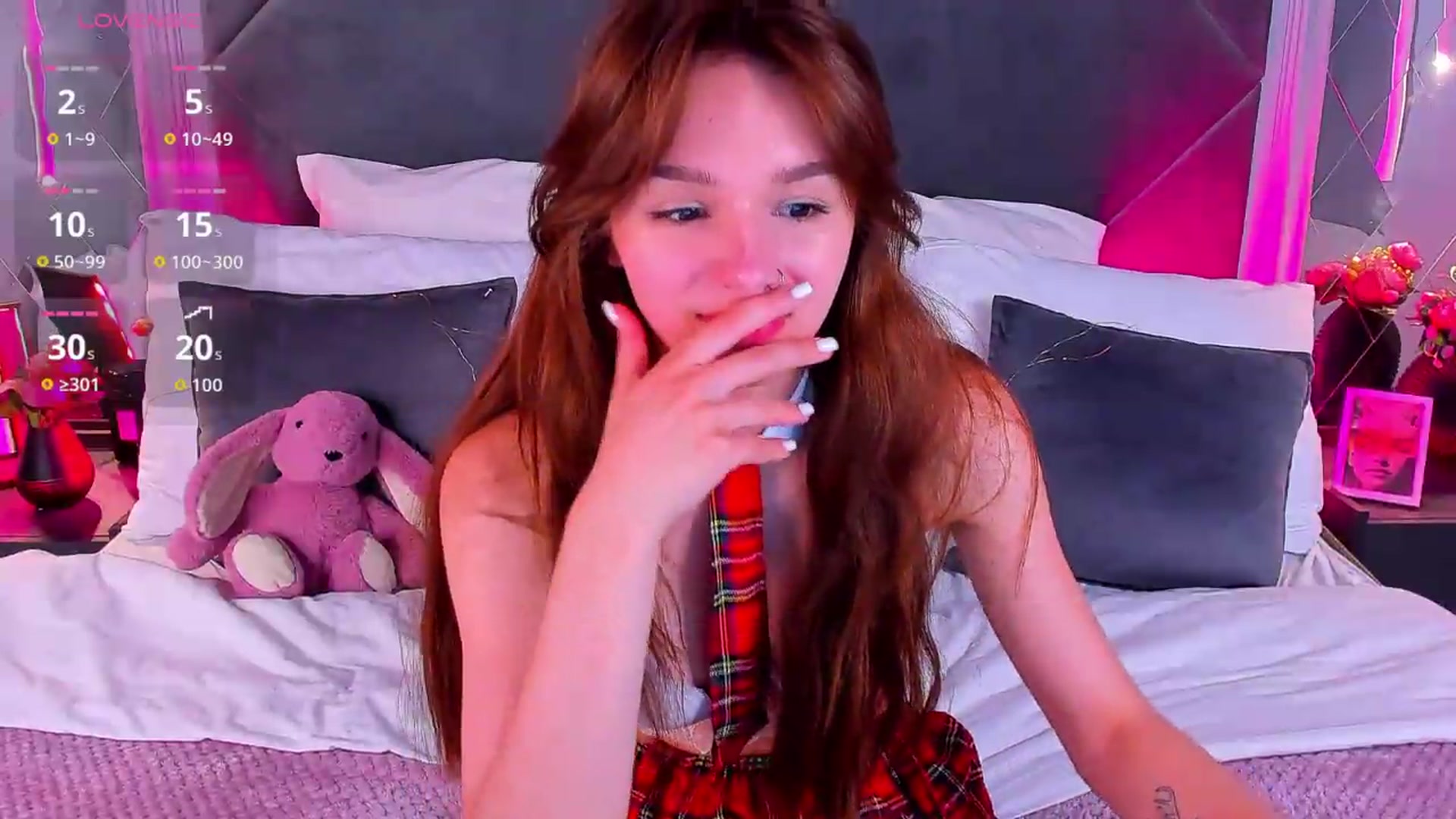 Gallery image thumbnail from Jessika18's myfreecams stream on, 06/25/2026, 19:01 image 3 of 20