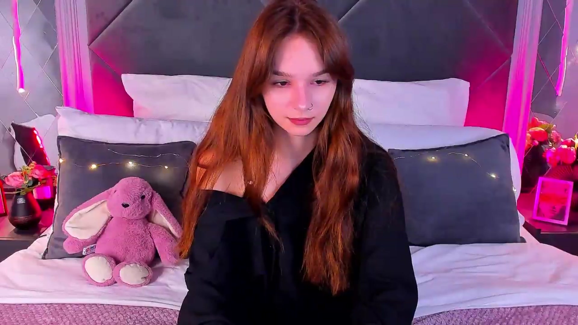 Gallery image thumbnail from Jessika18's myfreecams stream on, 07/07/2026, 08:16 image 5 of 20