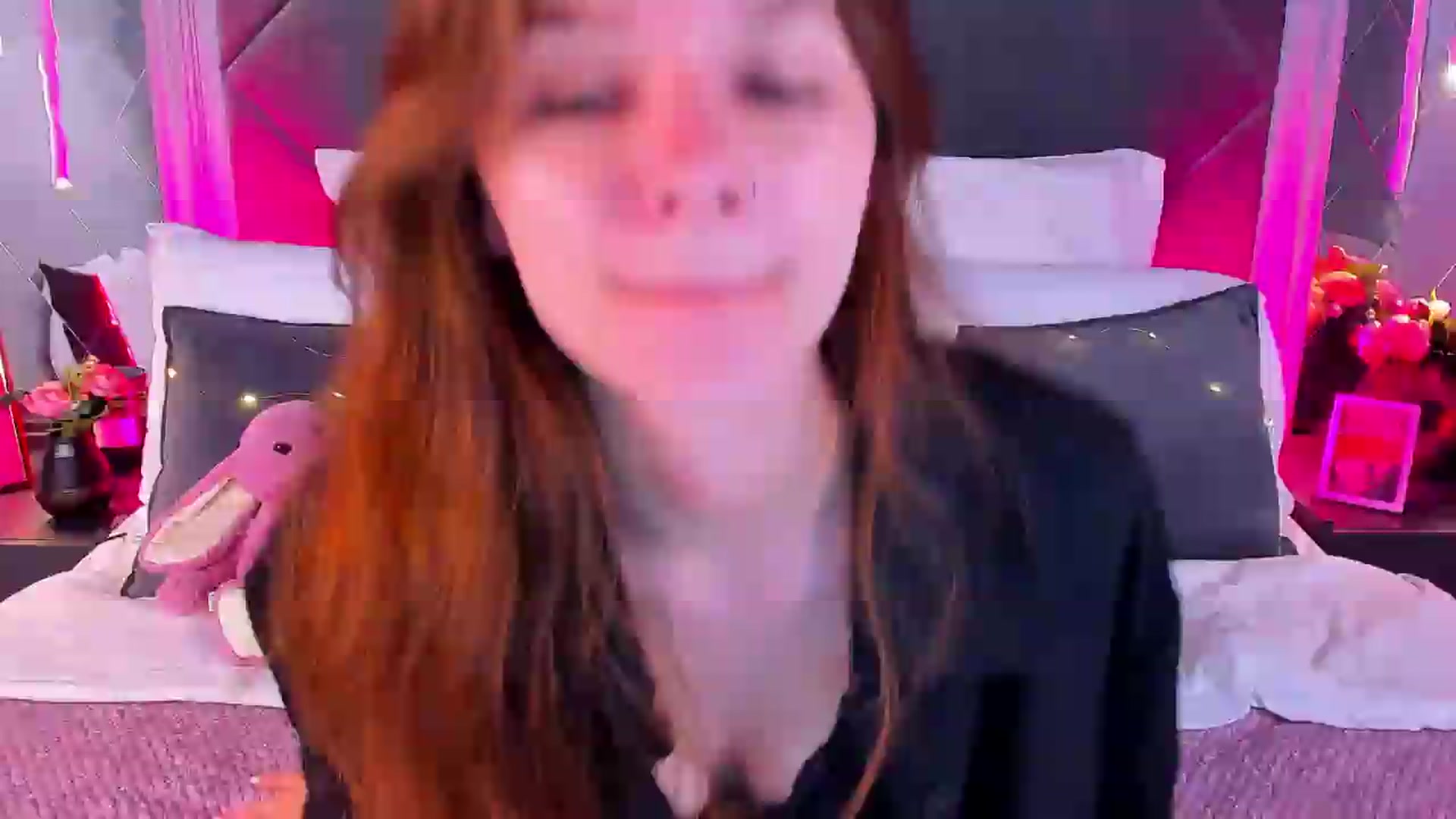 Gallery image thumbnail from Jessika18's myfreecams stream on, 07/07/2026, 09:22 image 18 of 20